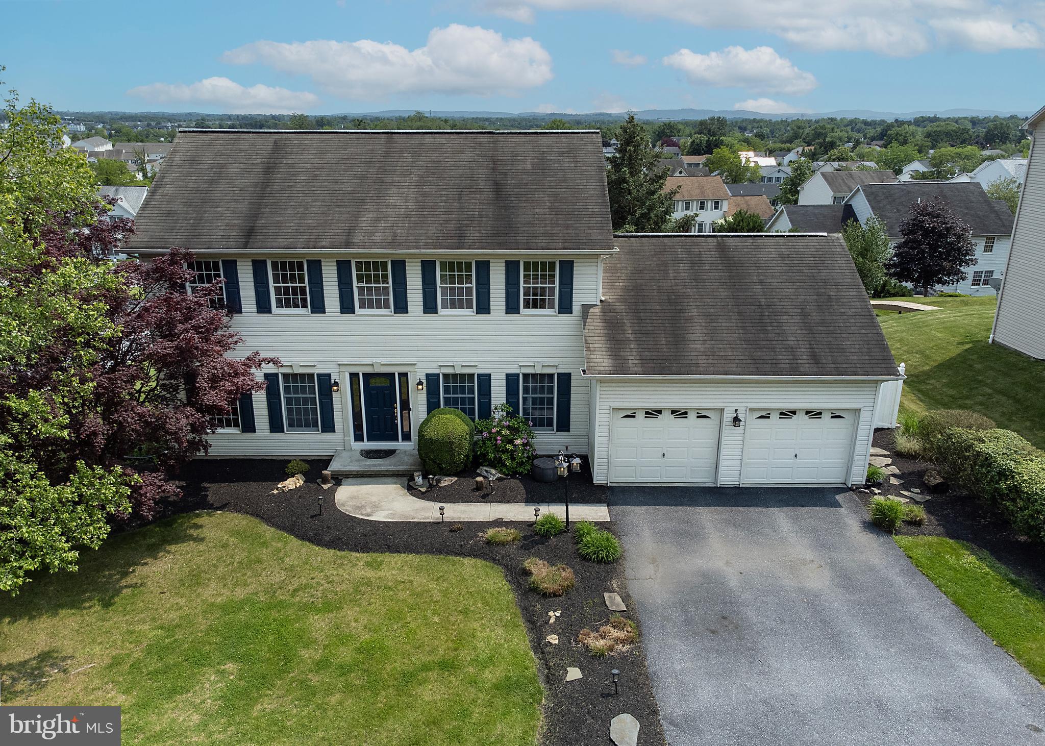 DEER PATH WOODS - Residential