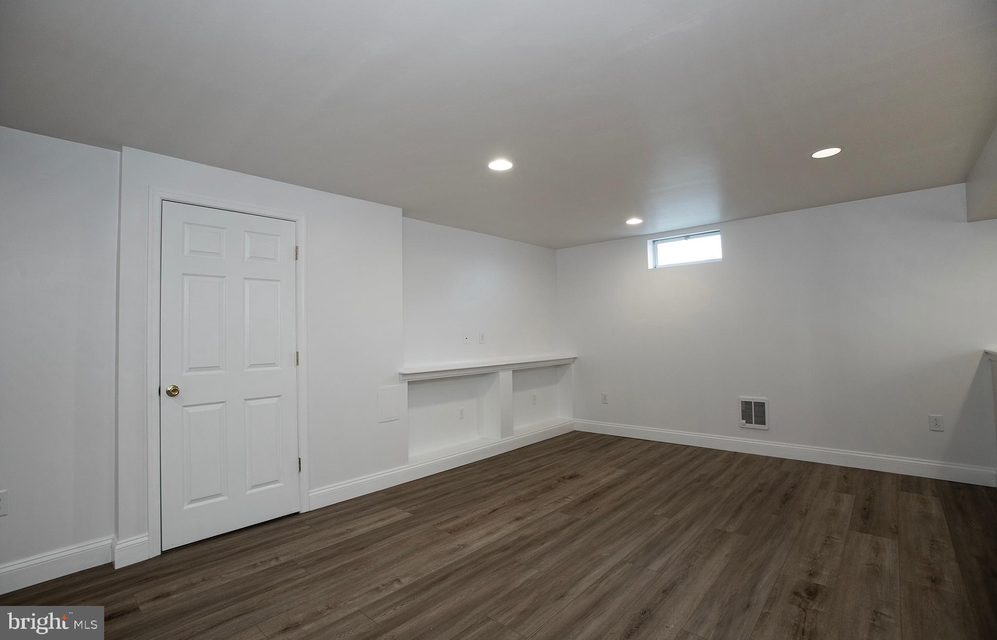 DEER PATH WOODS - Residential