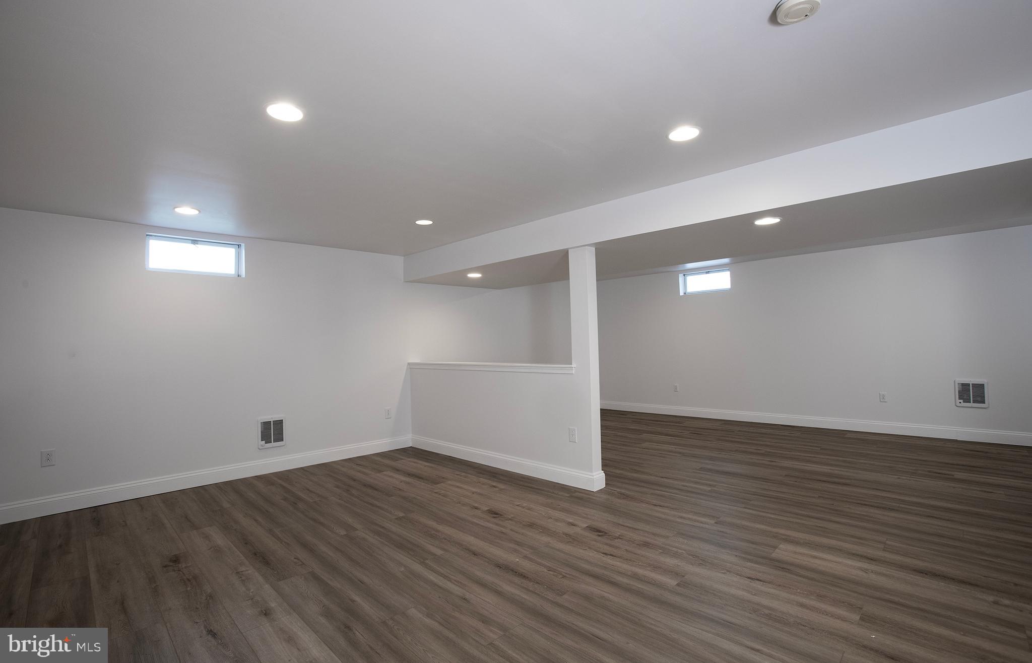 DEER PATH WOODS - Residential