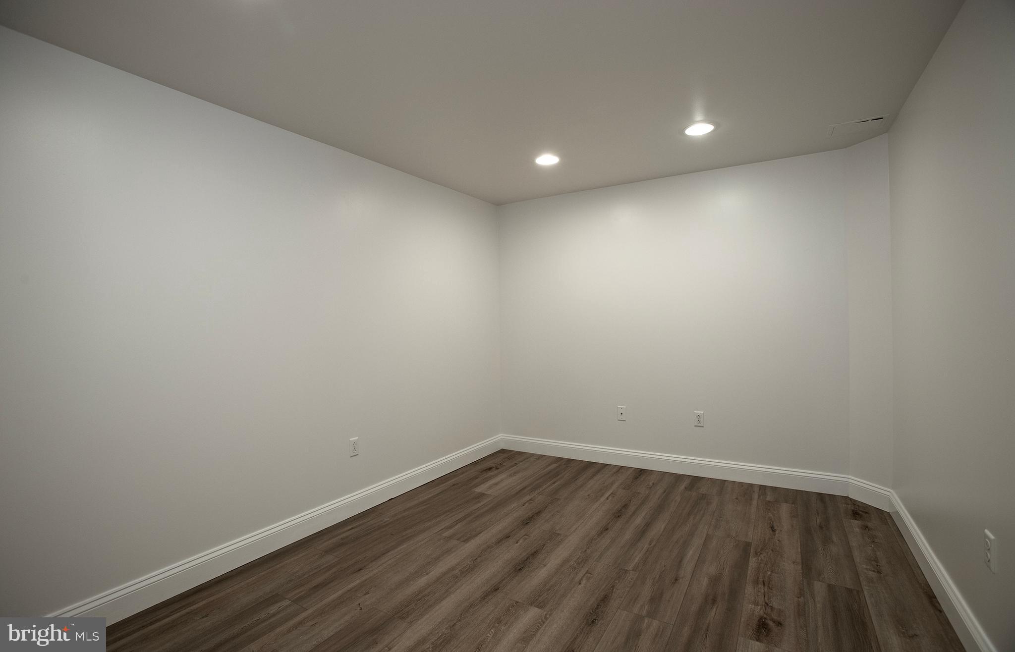 DEER PATH WOODS - Residential