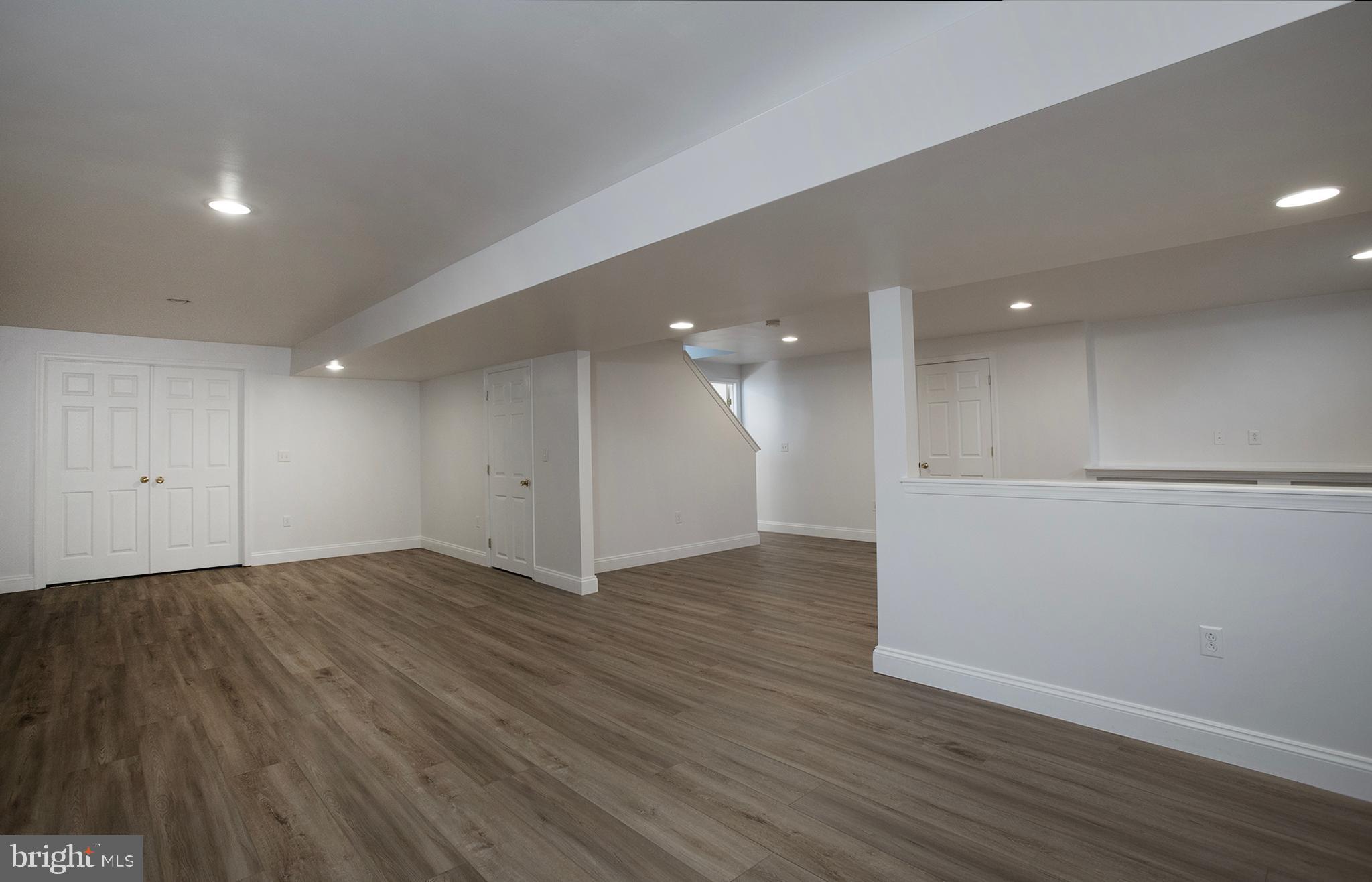 DEER PATH WOODS - Residential