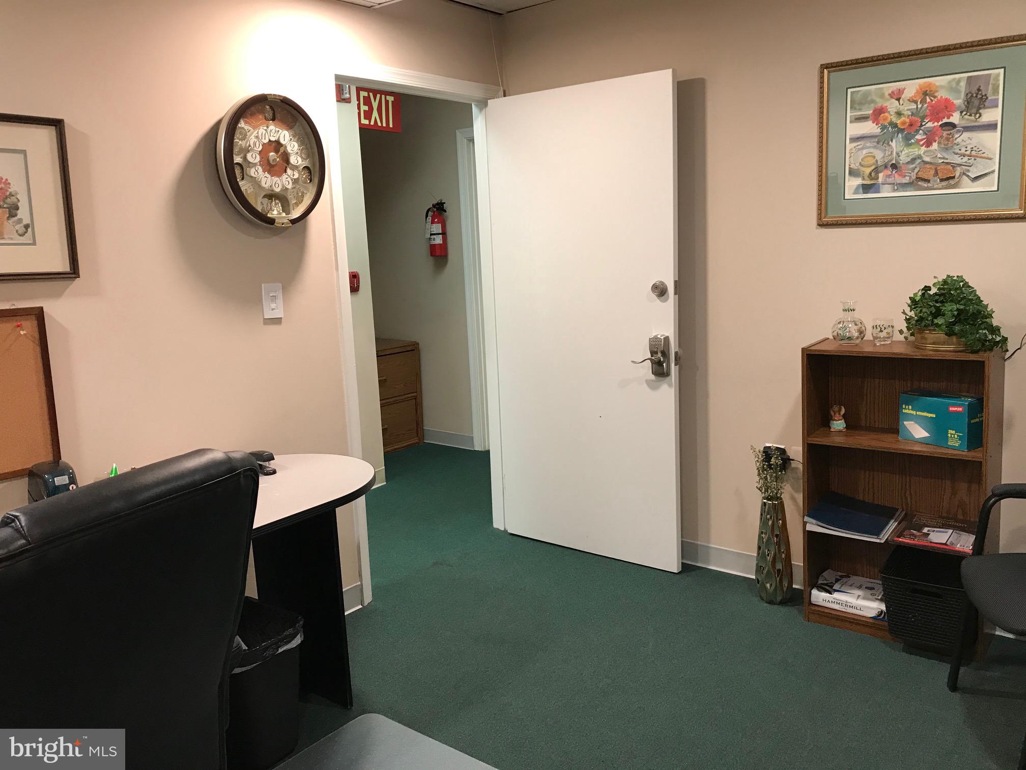 WASHINGTON PARK INDUSTRI - Commercial Lease