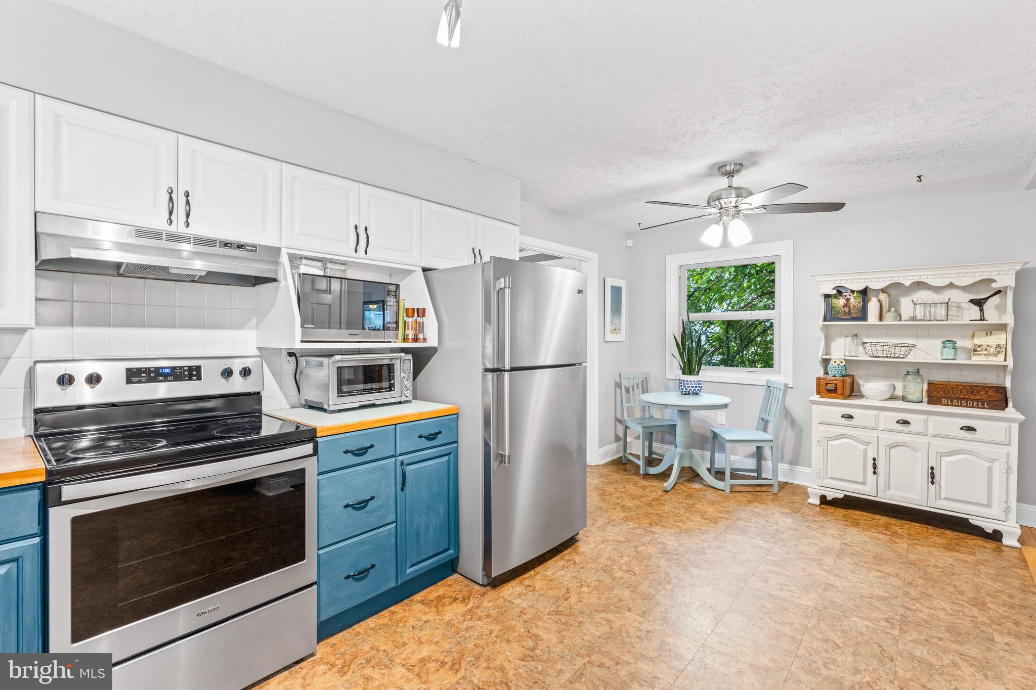 SYLVAN SHORES - Residential