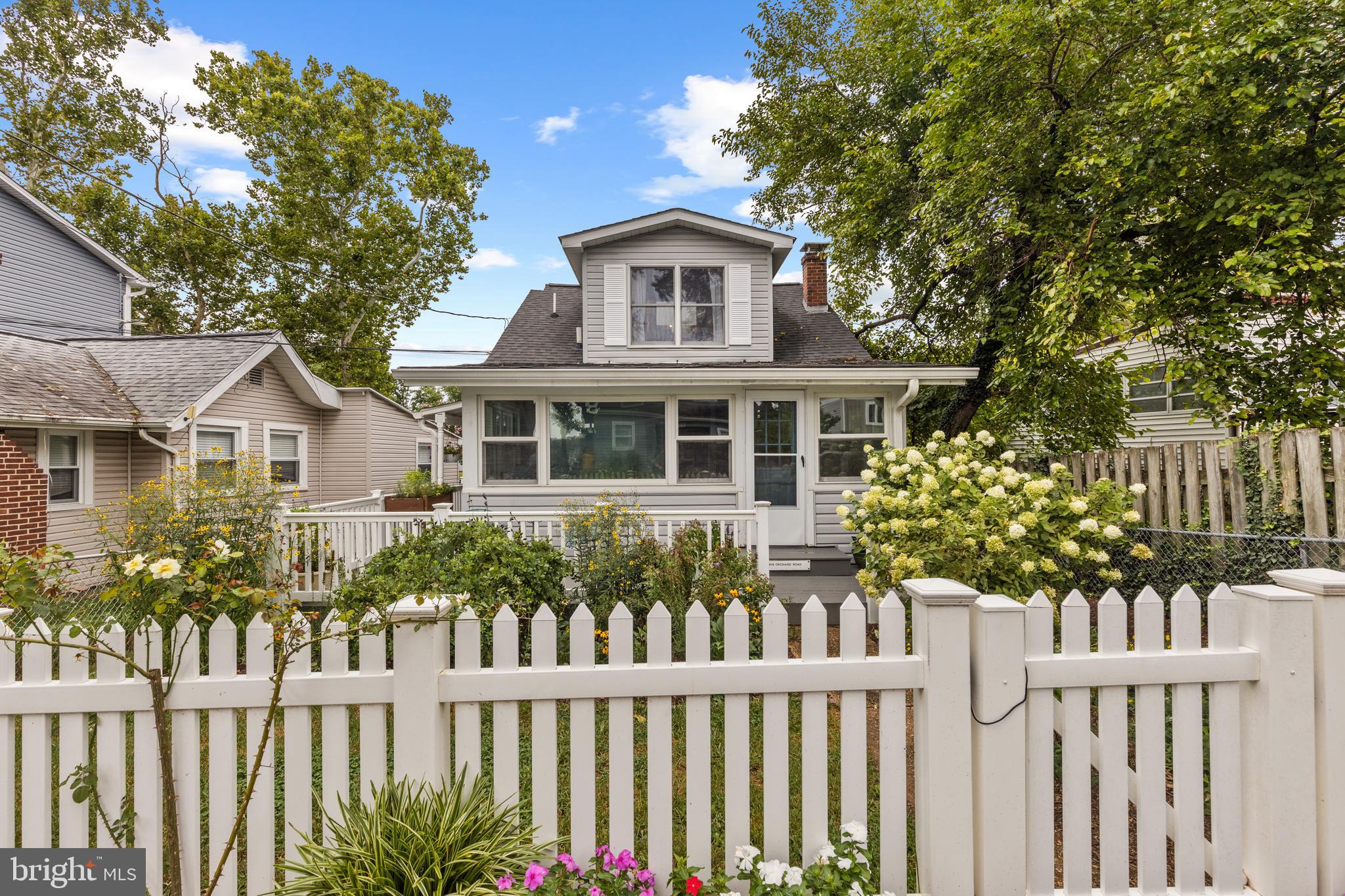 SYLVAN SHORES - Residential