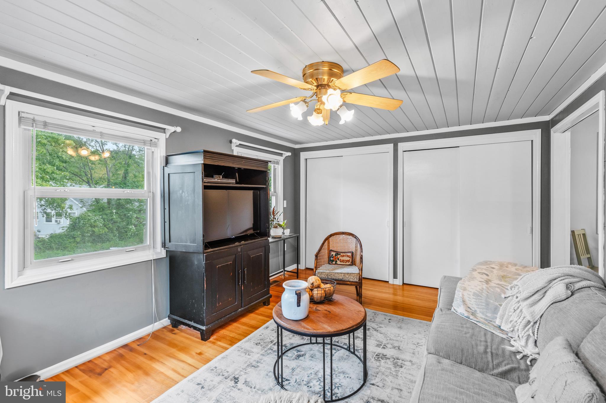 SYLVAN SHORES - Residential