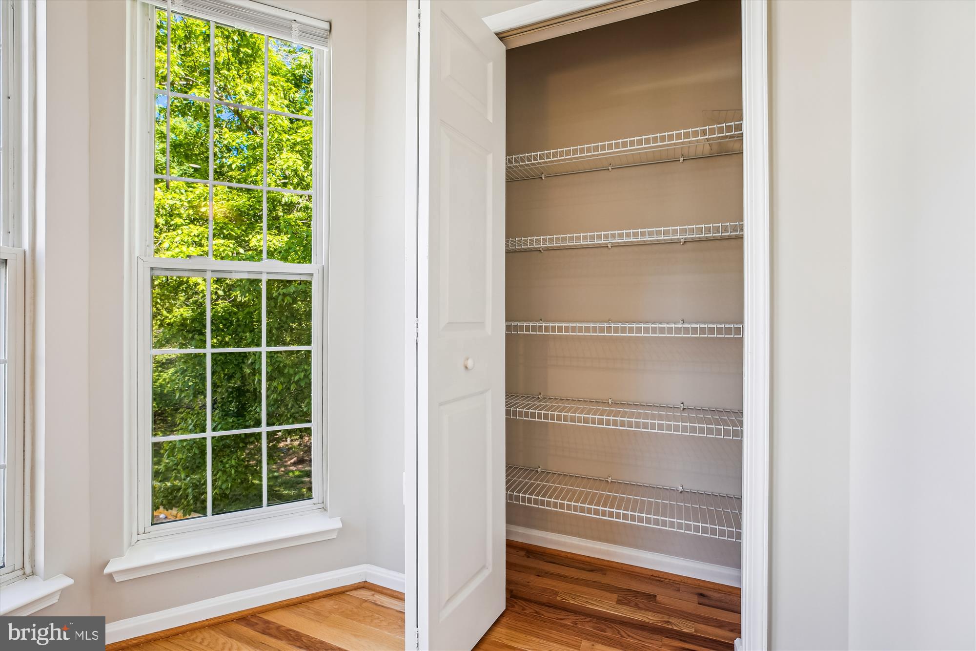 CLOVERLEAF CENTER - Residential