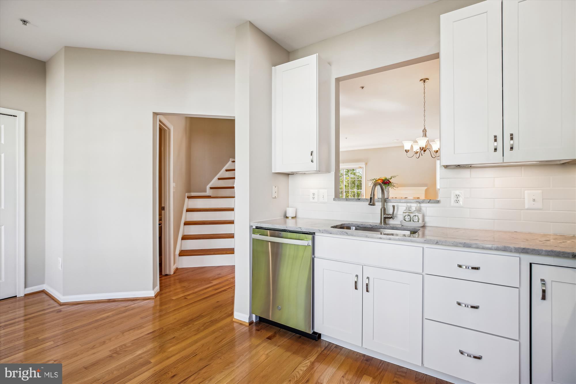 CLOVERLEAF CENTER - Residential