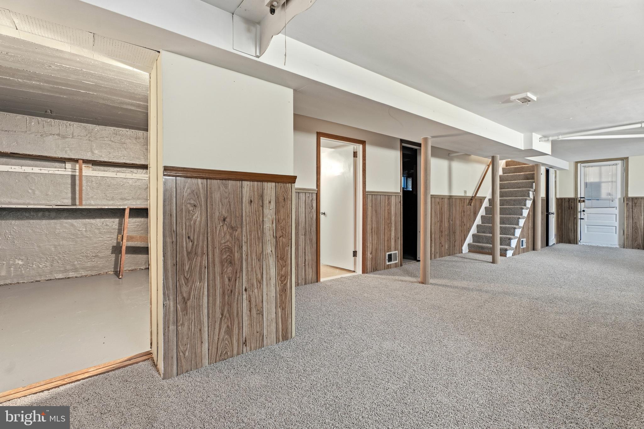 HILLENDALE PARK - Residential