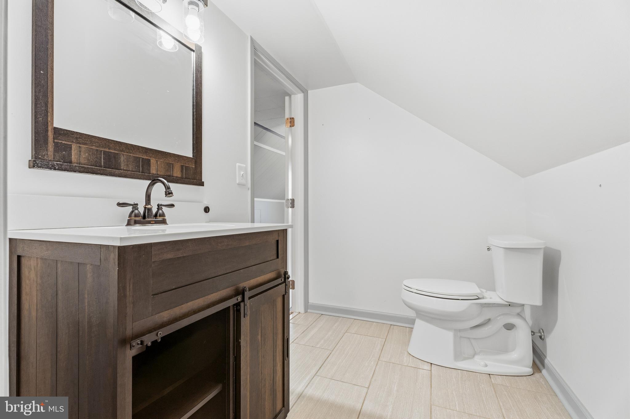 HILLENDALE PARK - Residential