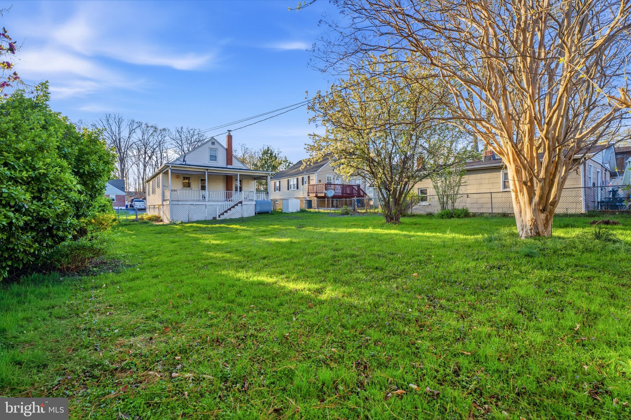 HILLENDALE PARK - Residential