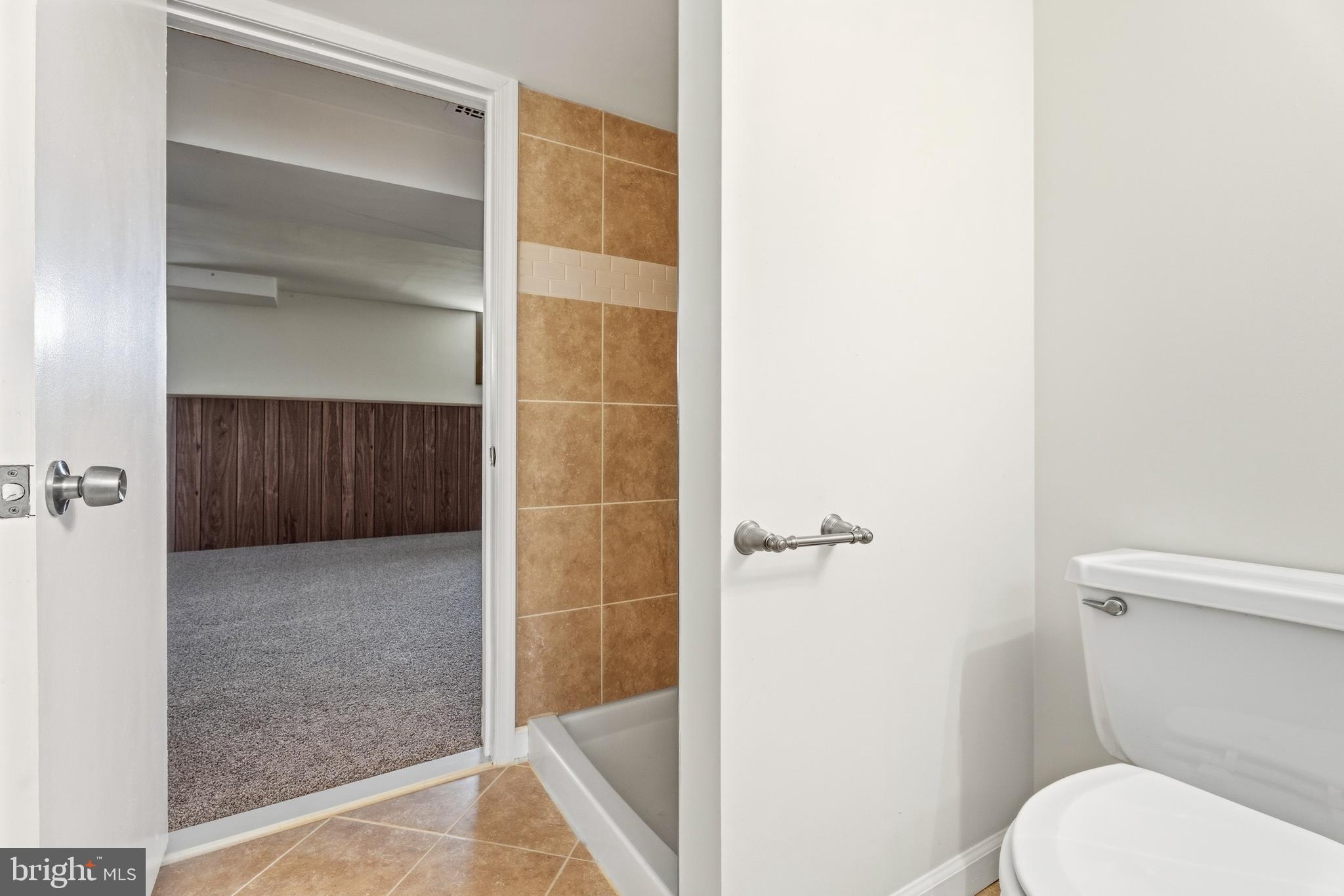 HILLENDALE PARK - Residential