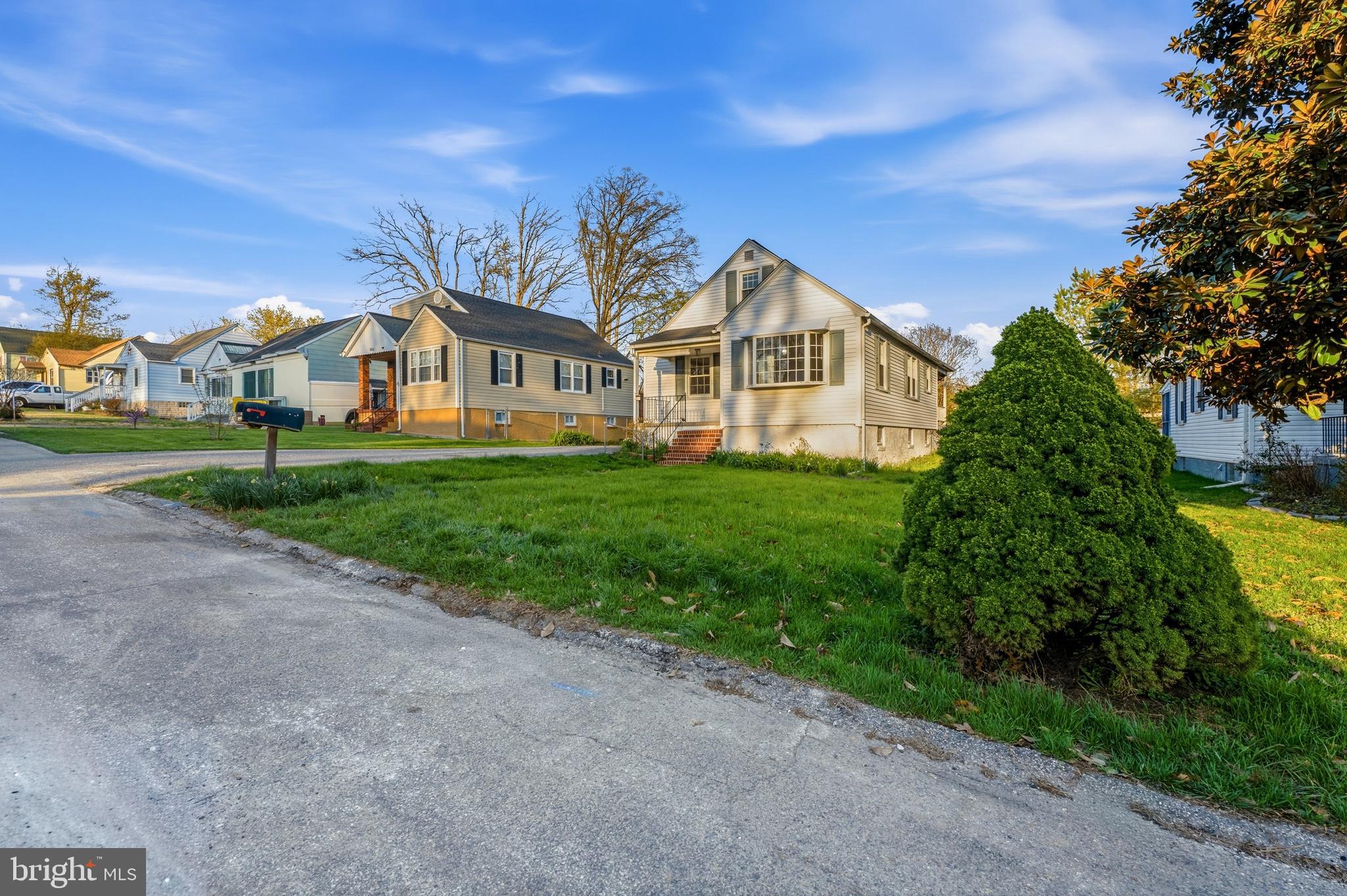 HILLENDALE PARK - Residential