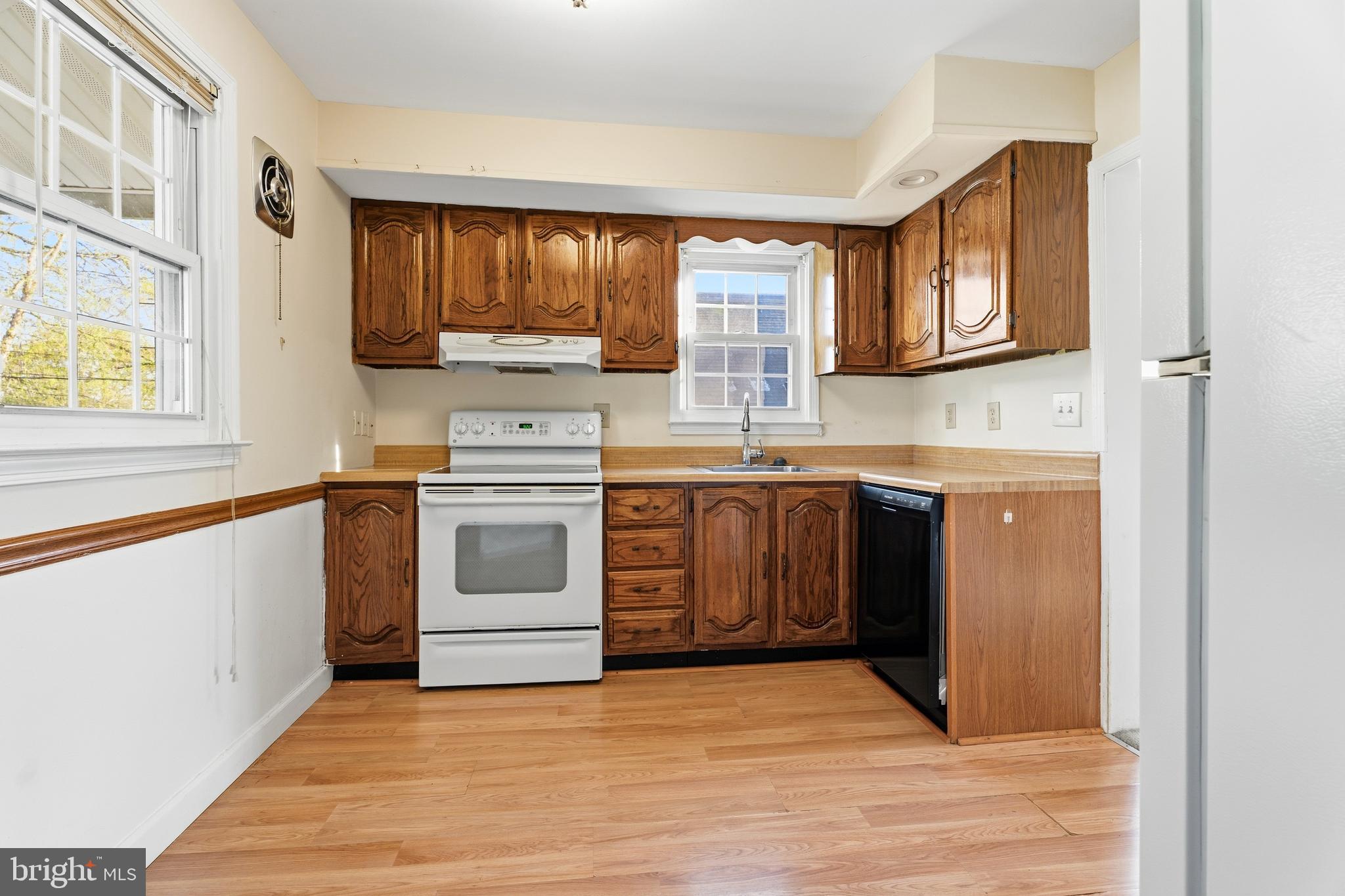 HILLENDALE PARK - Residential