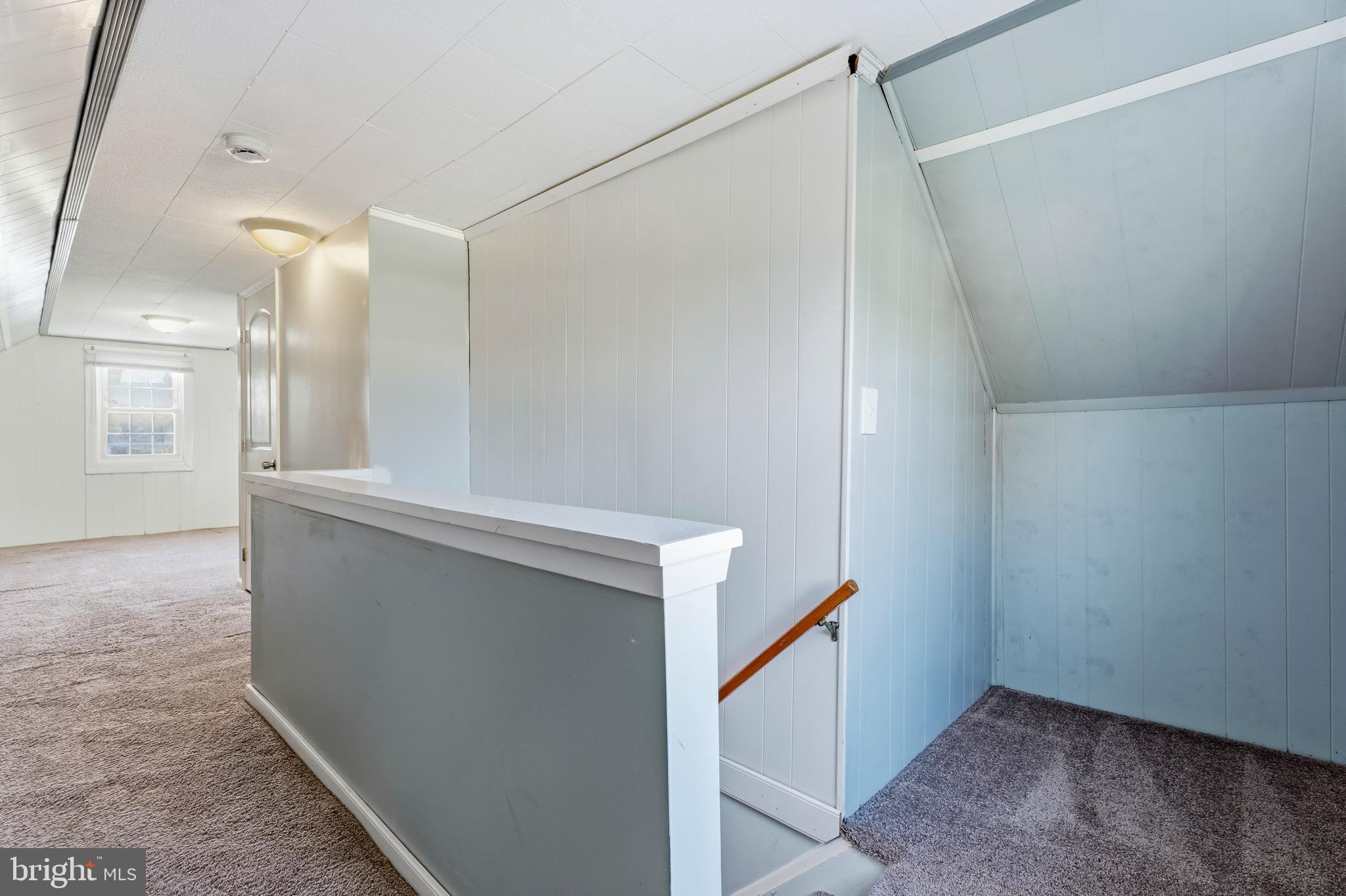 HILLENDALE PARK - Residential