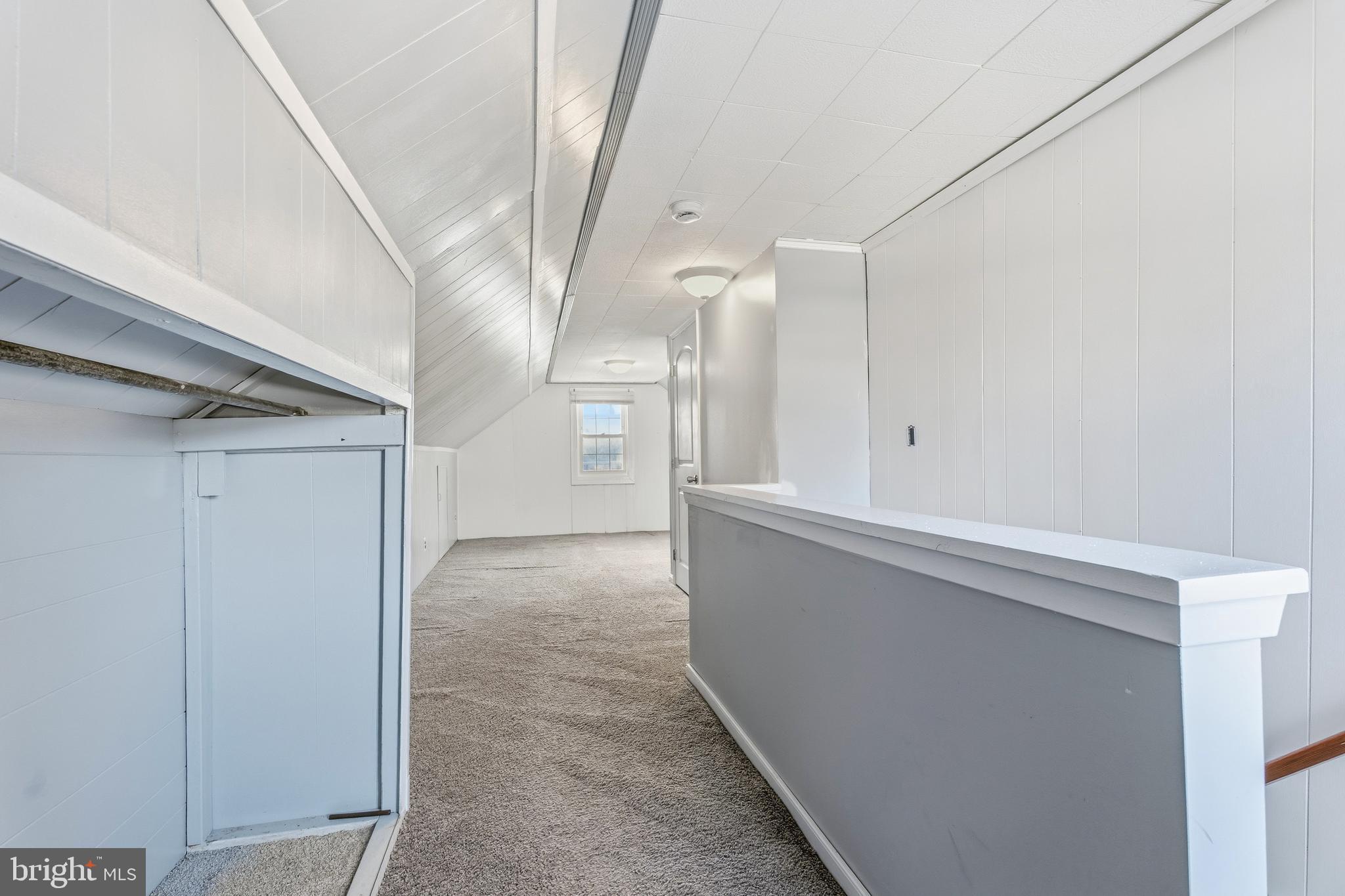 HILLENDALE PARK - Residential