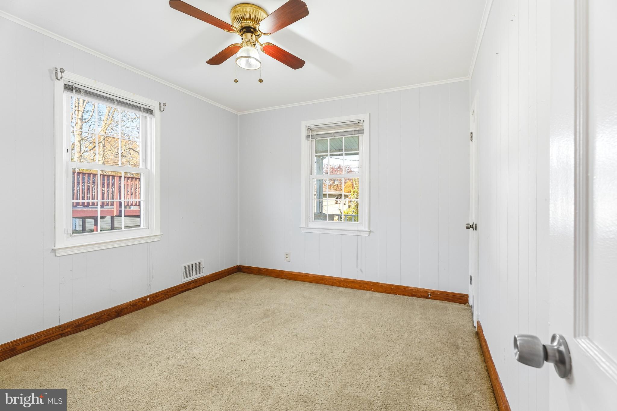 HILLENDALE PARK - Residential