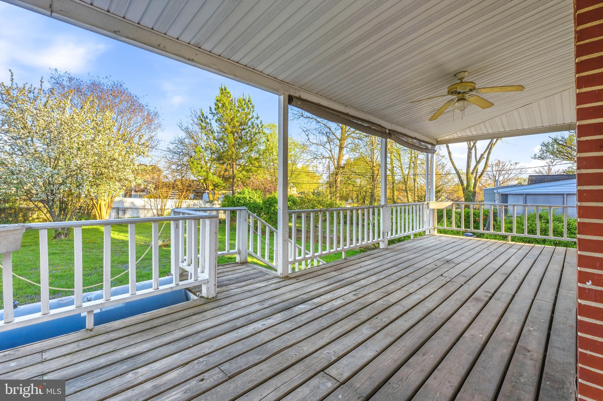 HILLENDALE PARK - Residential