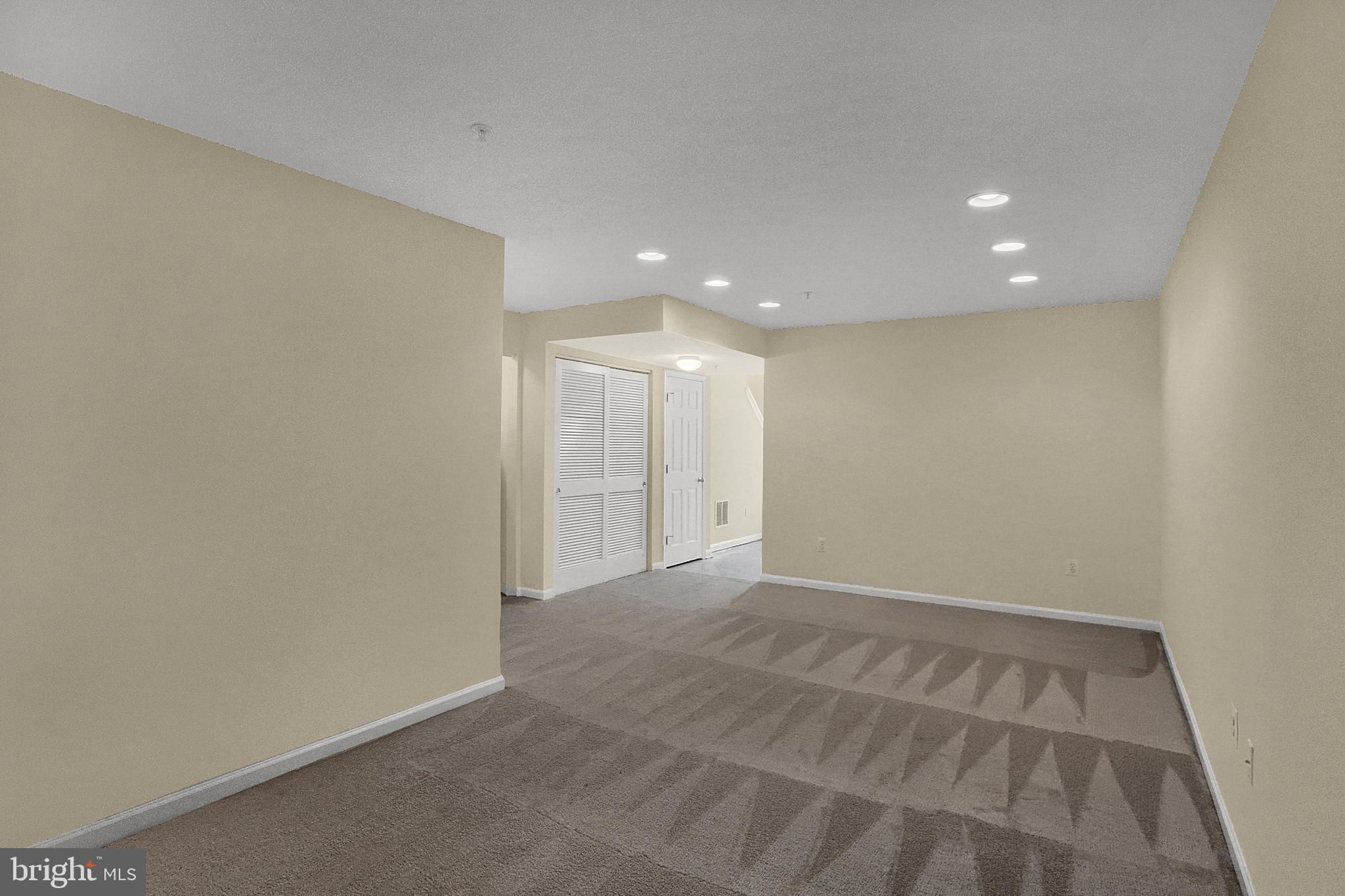 OWINGS MILLS NEW TOWN - Residential