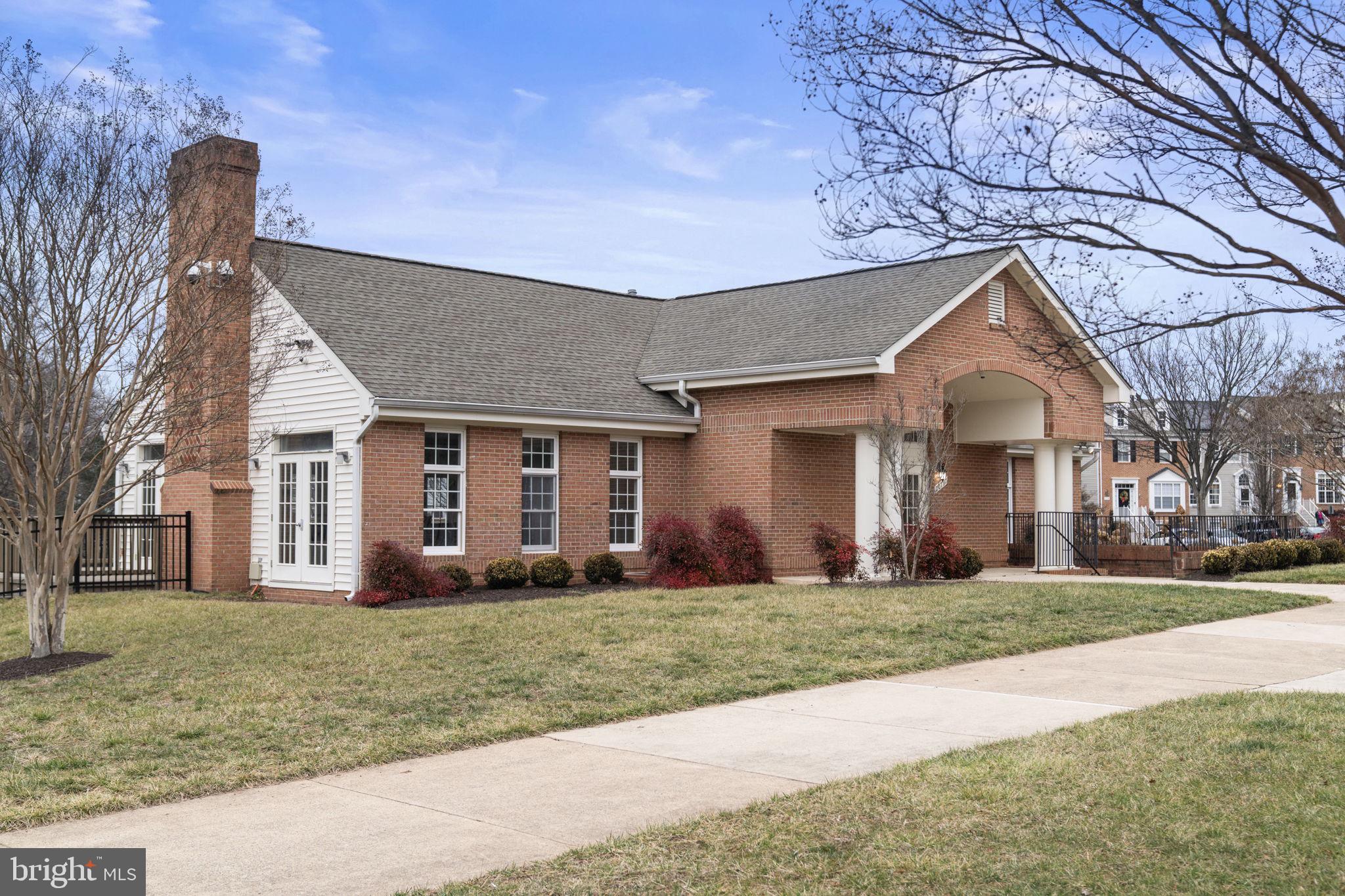 GREAT FALLS CHASE - Residential