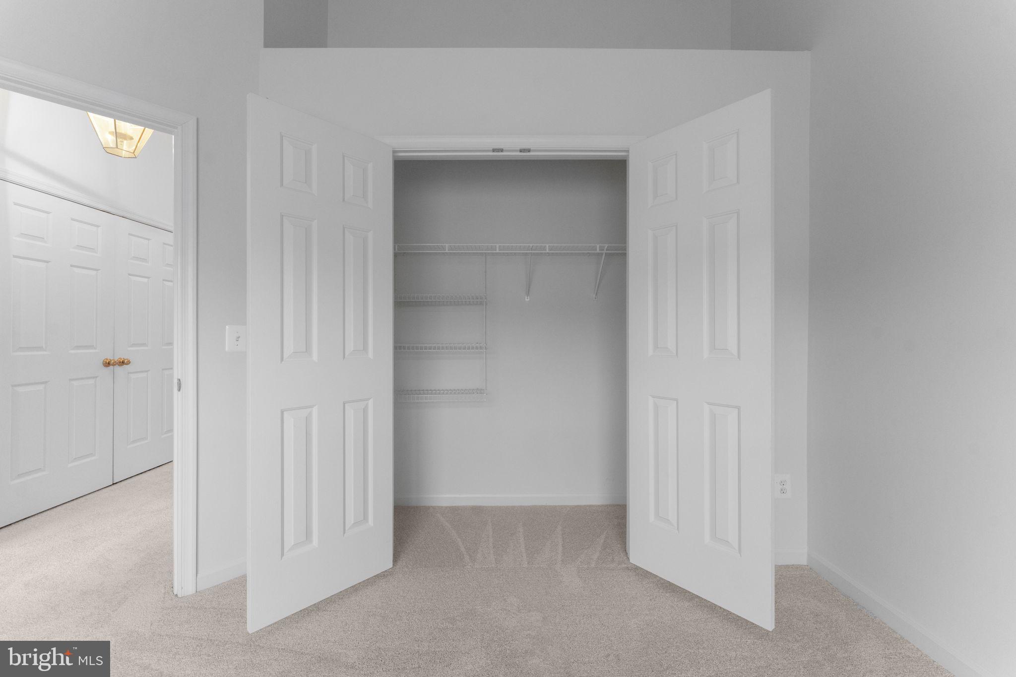 GREAT FALLS CHASE - Residential