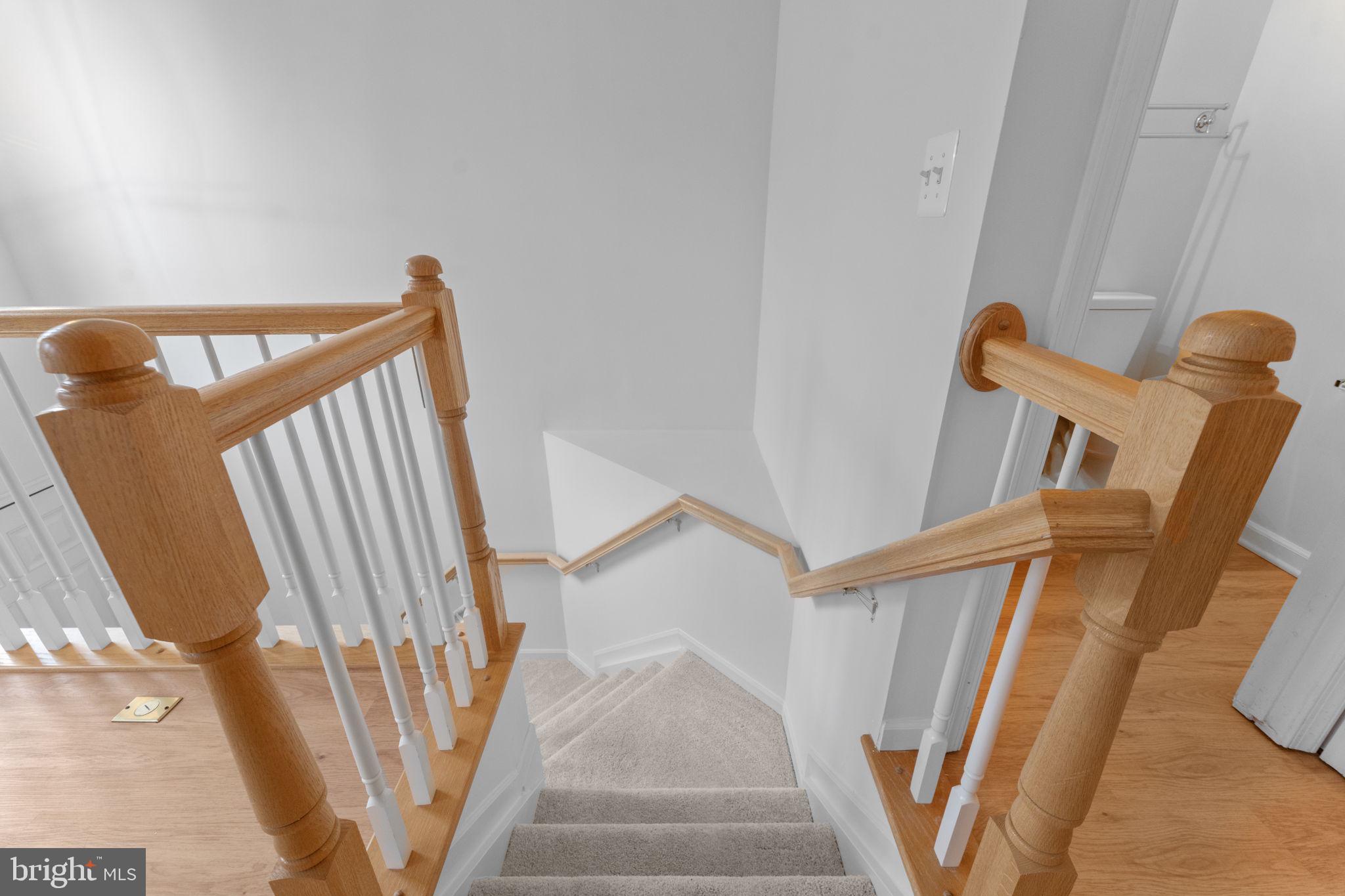 GREAT FALLS CHASE - Residential