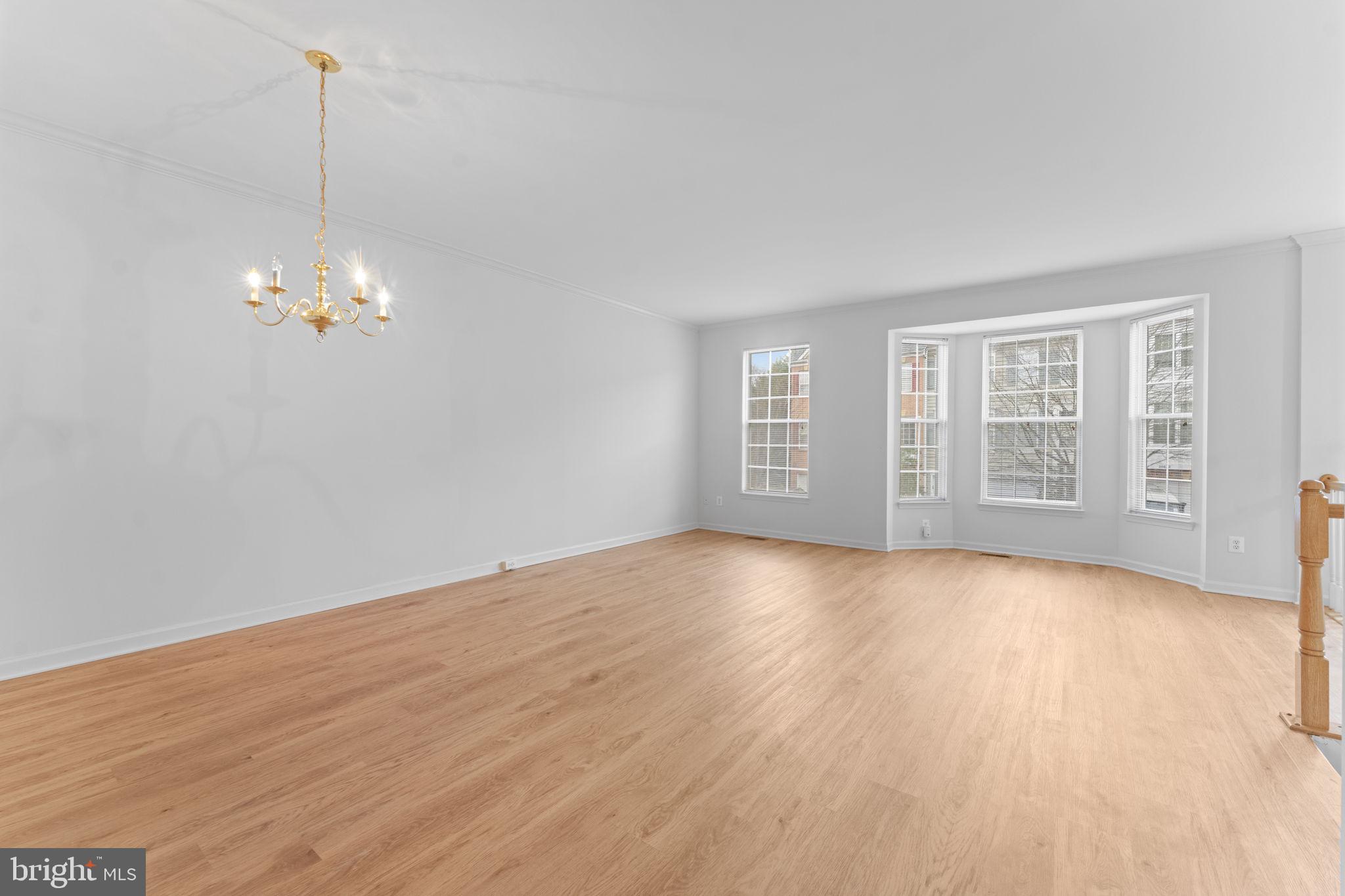 GREAT FALLS CHASE - Residential