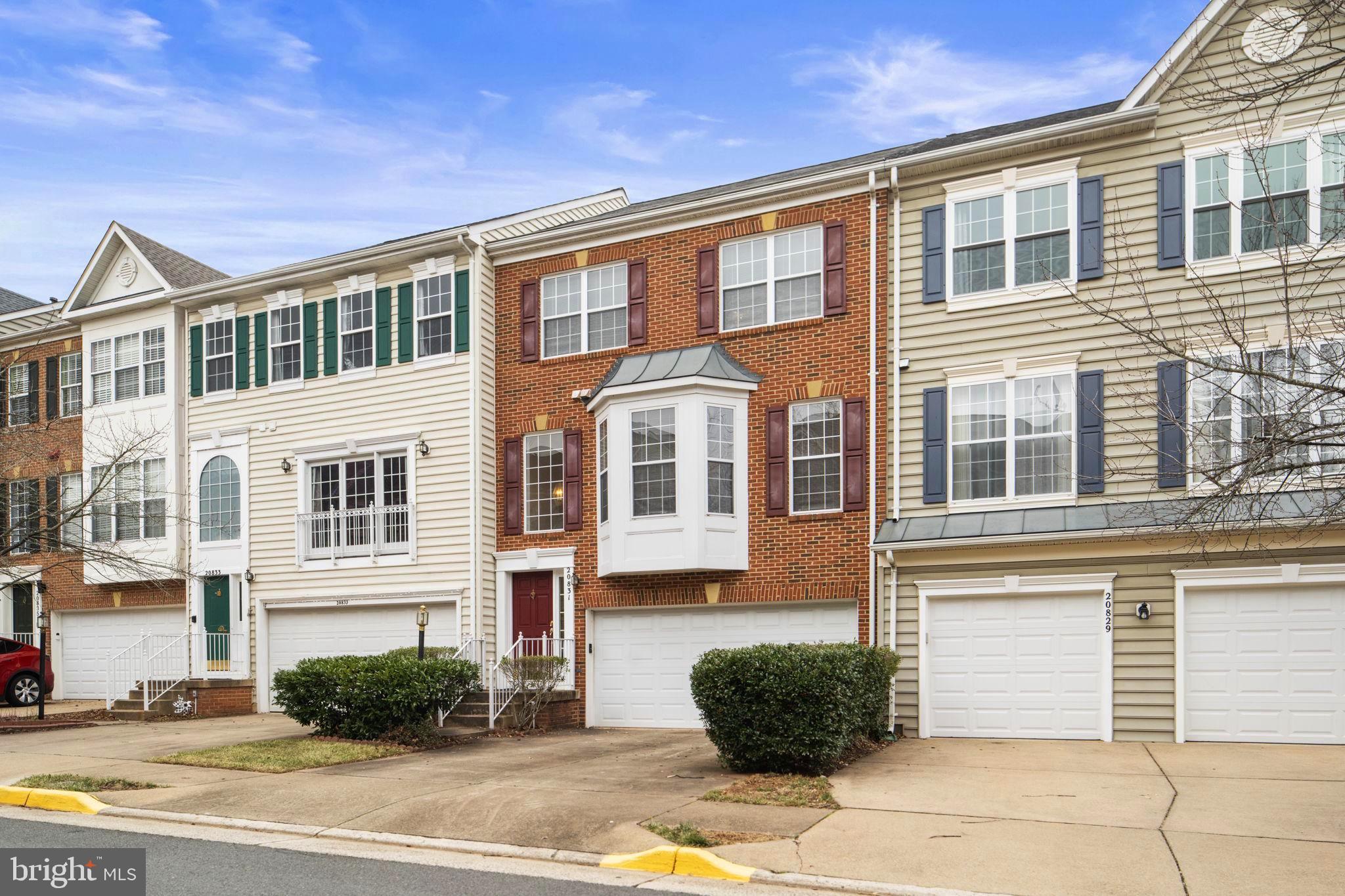 GREAT FALLS CHASE - Residential