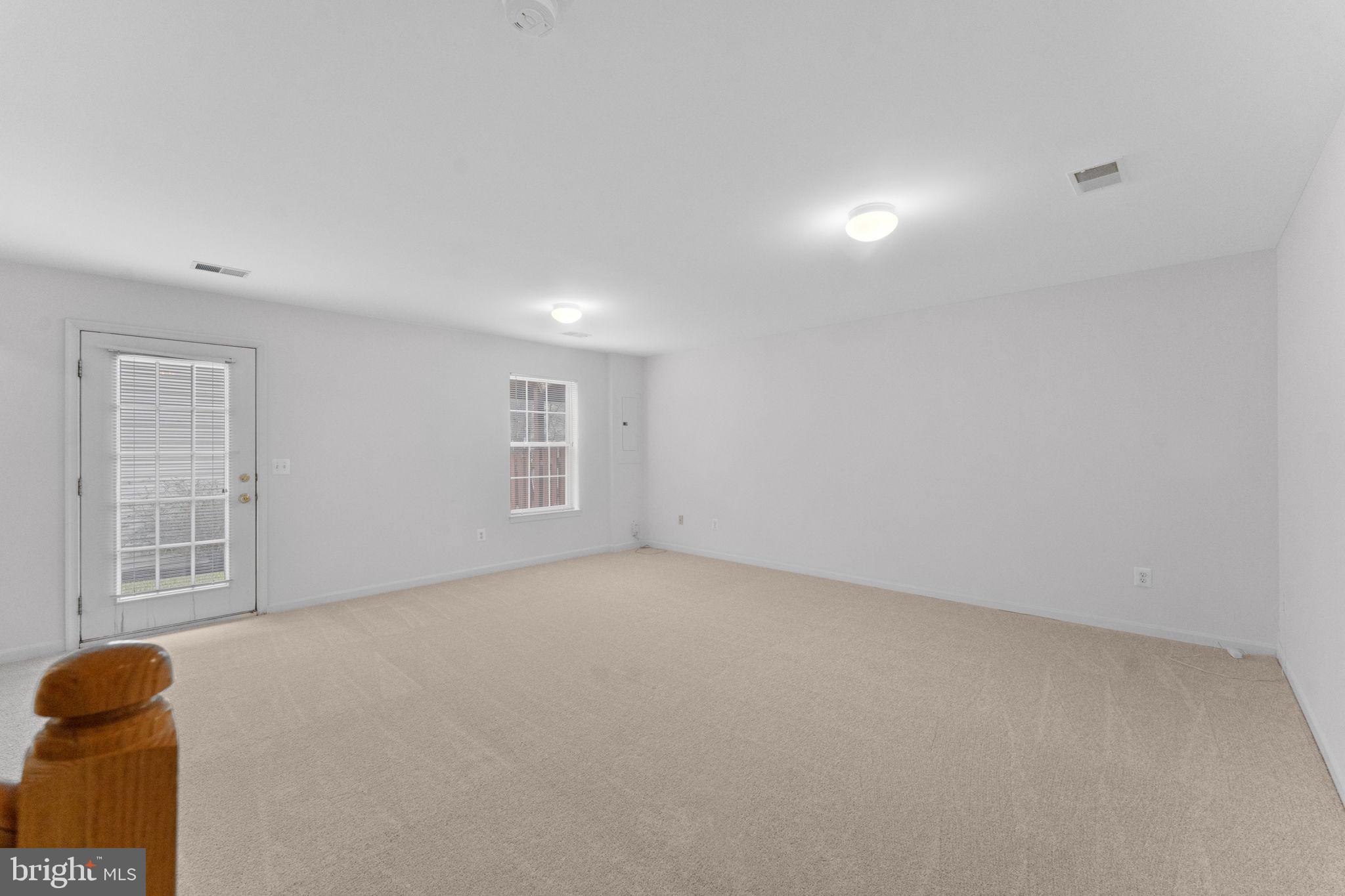 GREAT FALLS CHASE - Residential