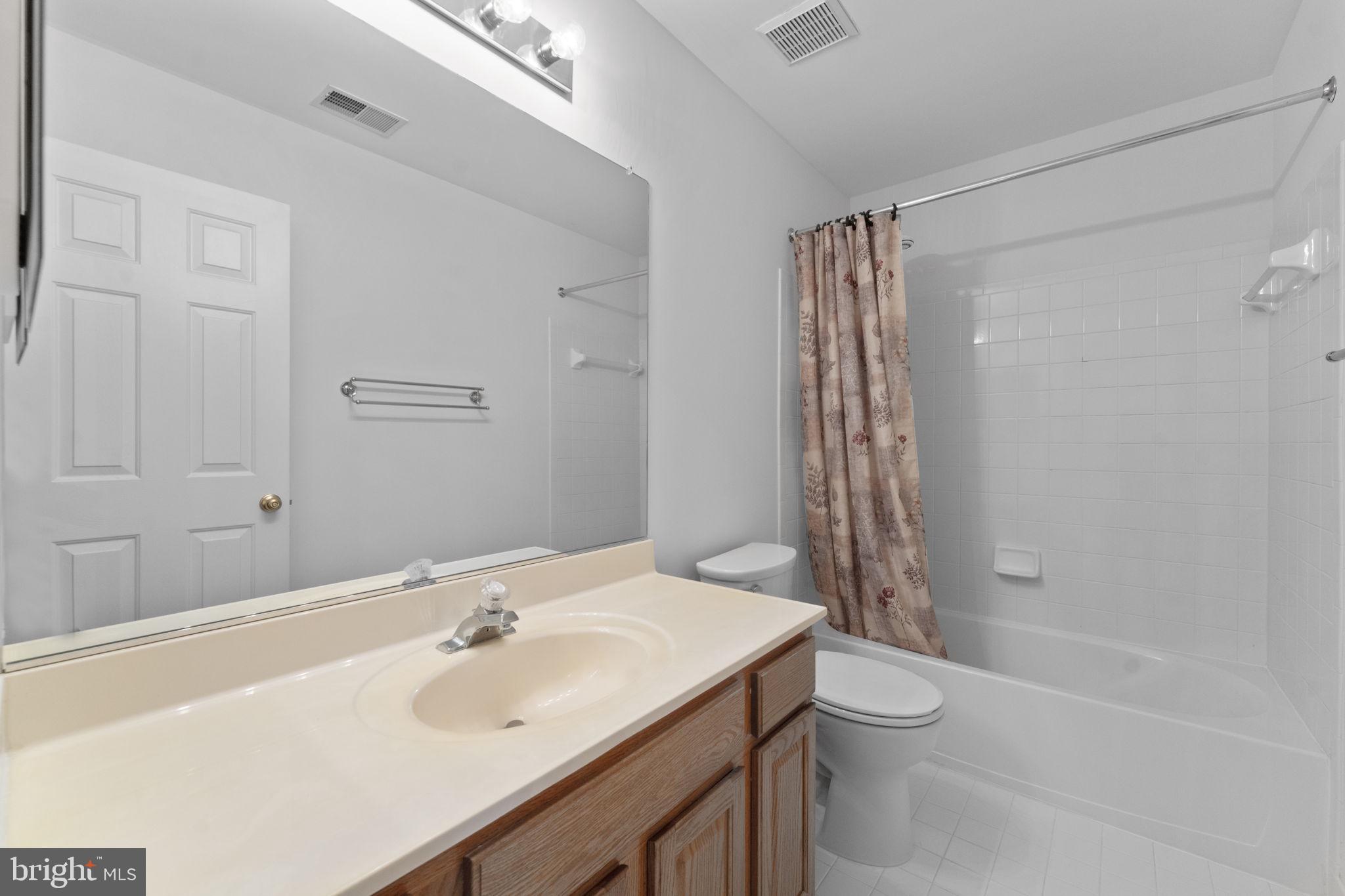 GREAT FALLS CHASE - Residential