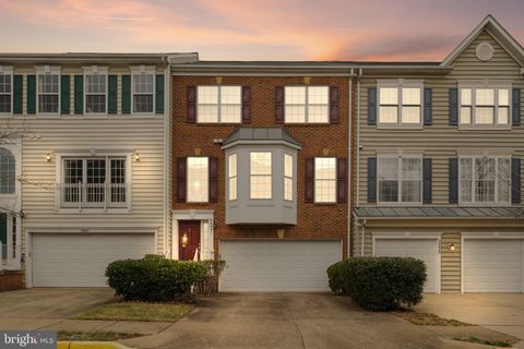 20831 MIRANDA FALLS SQUARE STERLING VA 20165