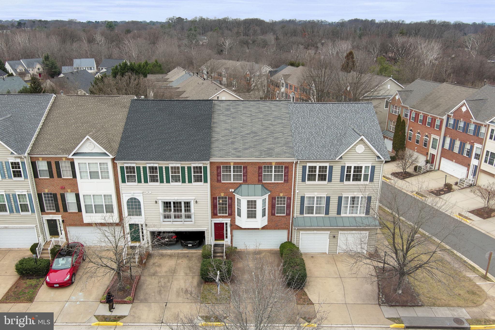 GREAT FALLS CHASE - Residential