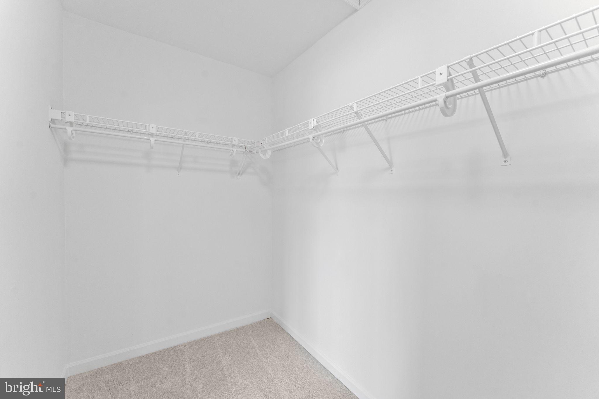 GREAT FALLS CHASE - Residential