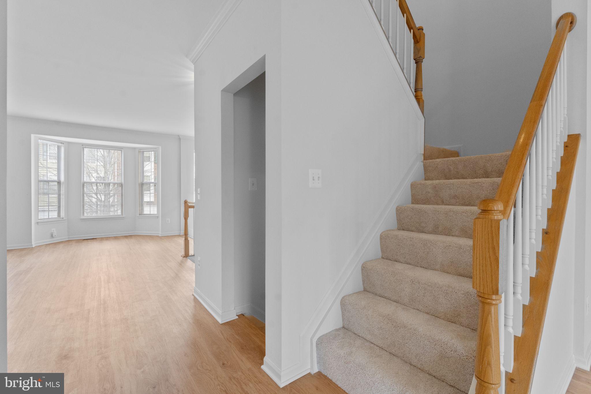 GREAT FALLS CHASE - Residential