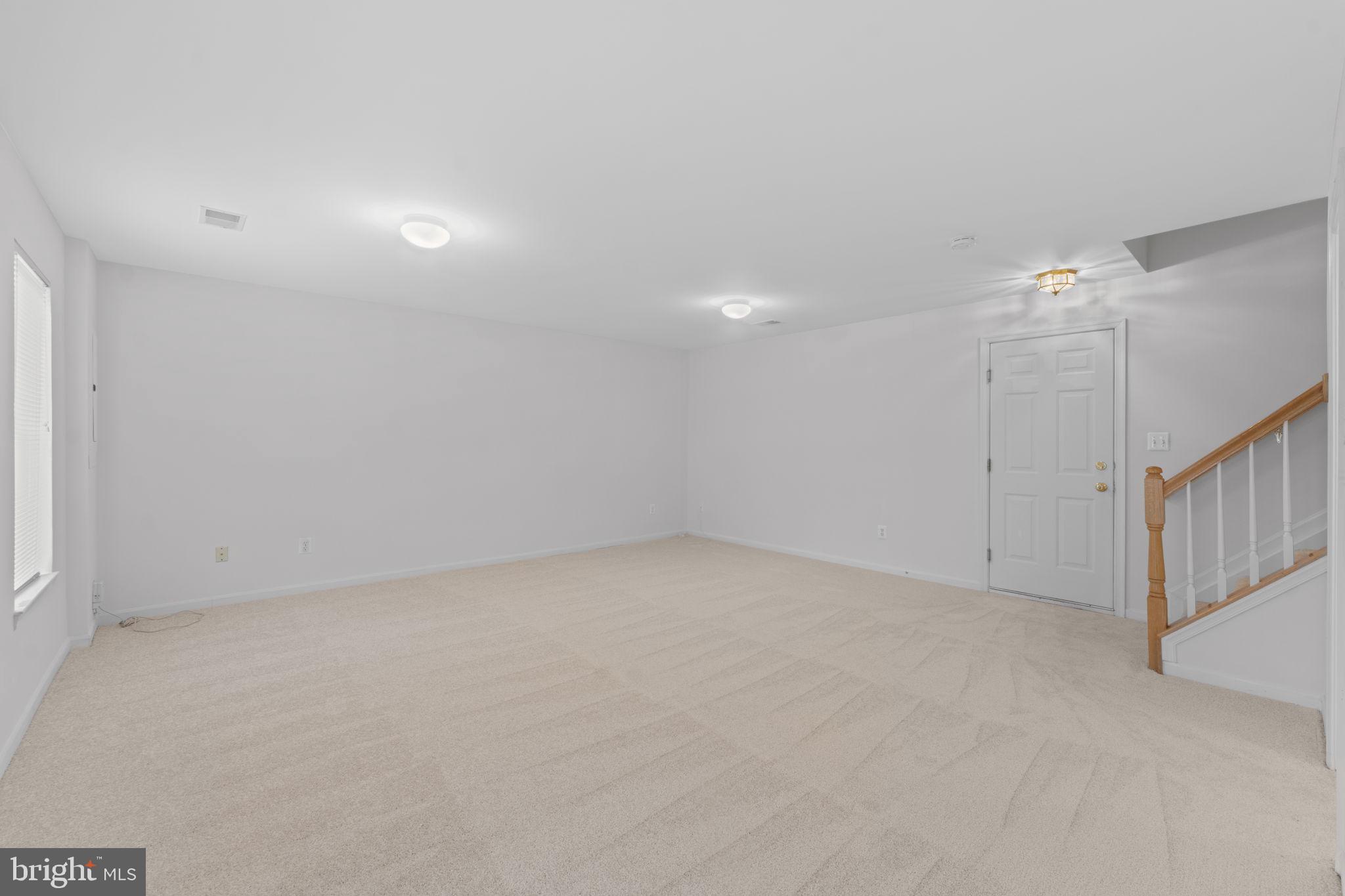 GREAT FALLS CHASE - Residential