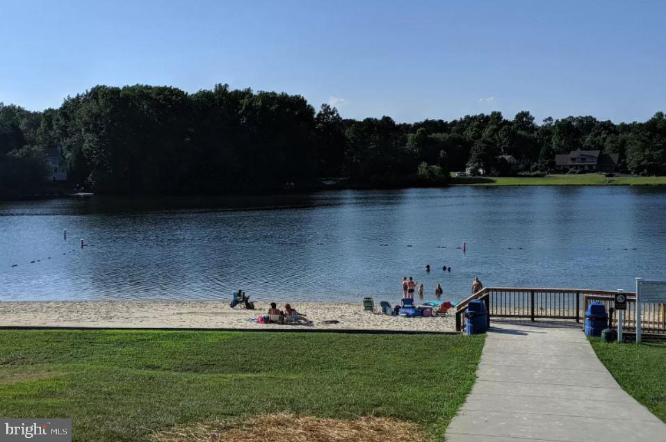 LAKE LAND OR - Residential