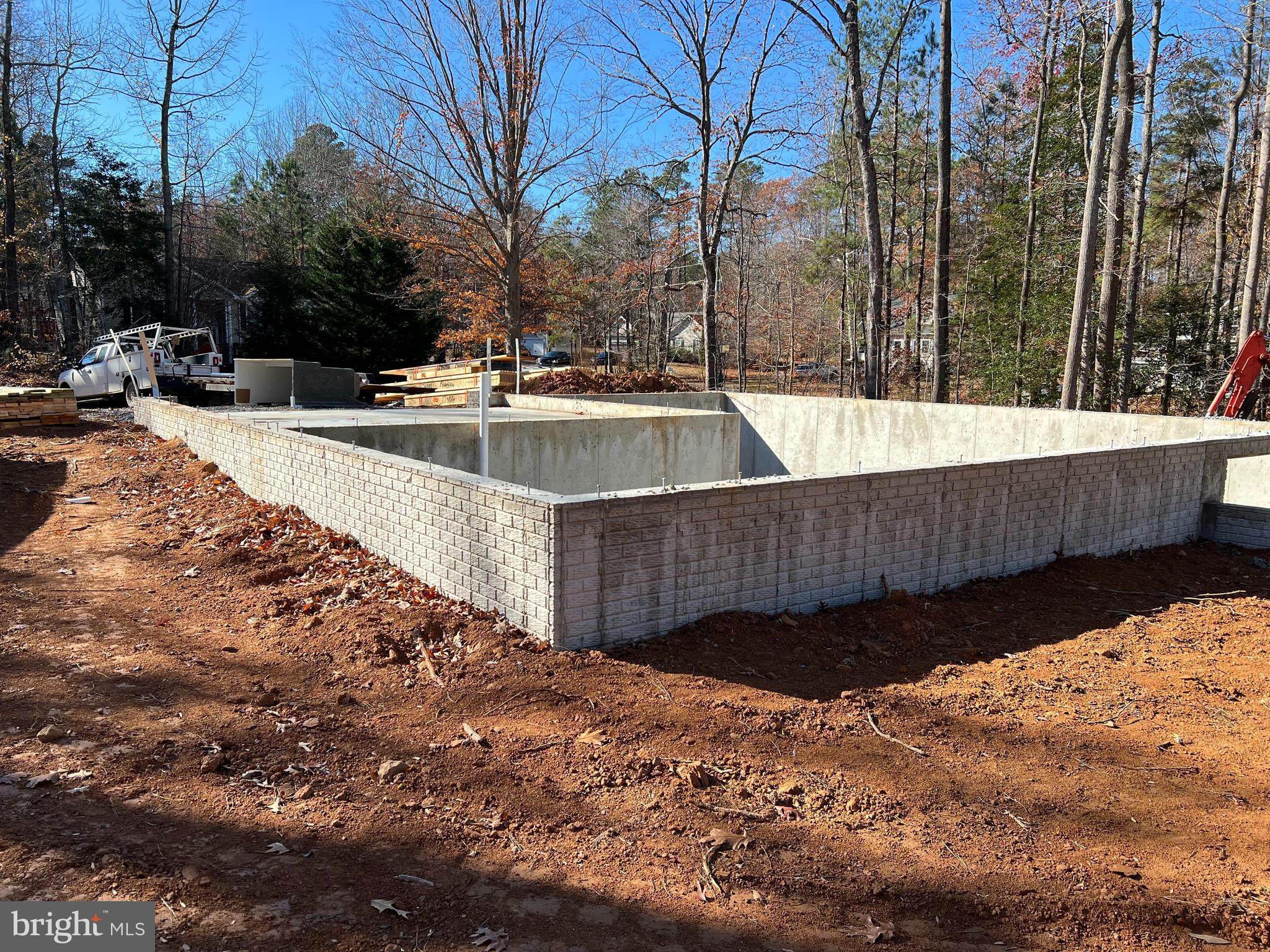 LAKE LAND OR - Residential