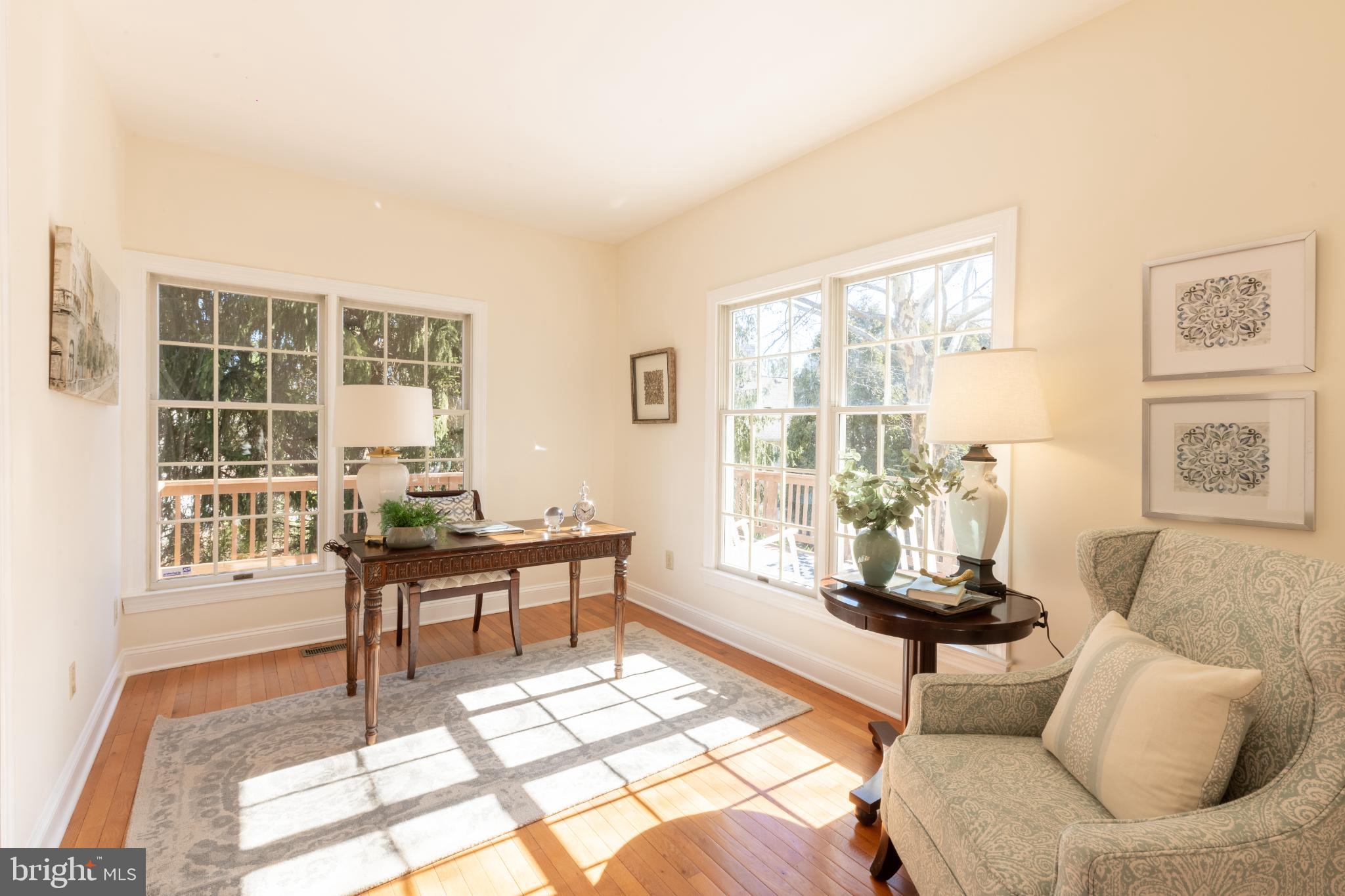 DAYLESFORD LAKE - Residential