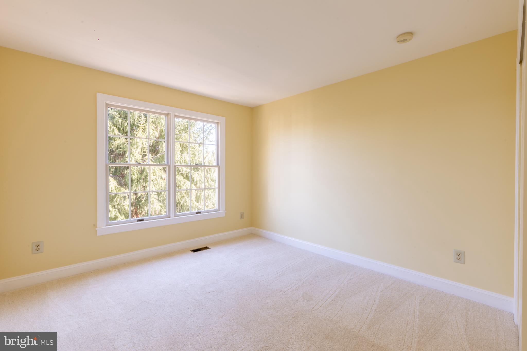 DAYLESFORD LAKE - Residential