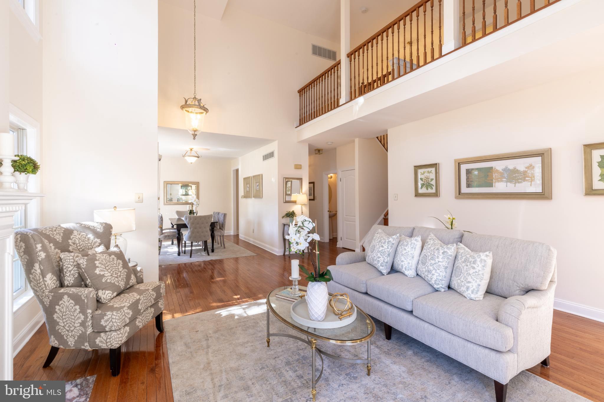 DAYLESFORD LAKE - Residential