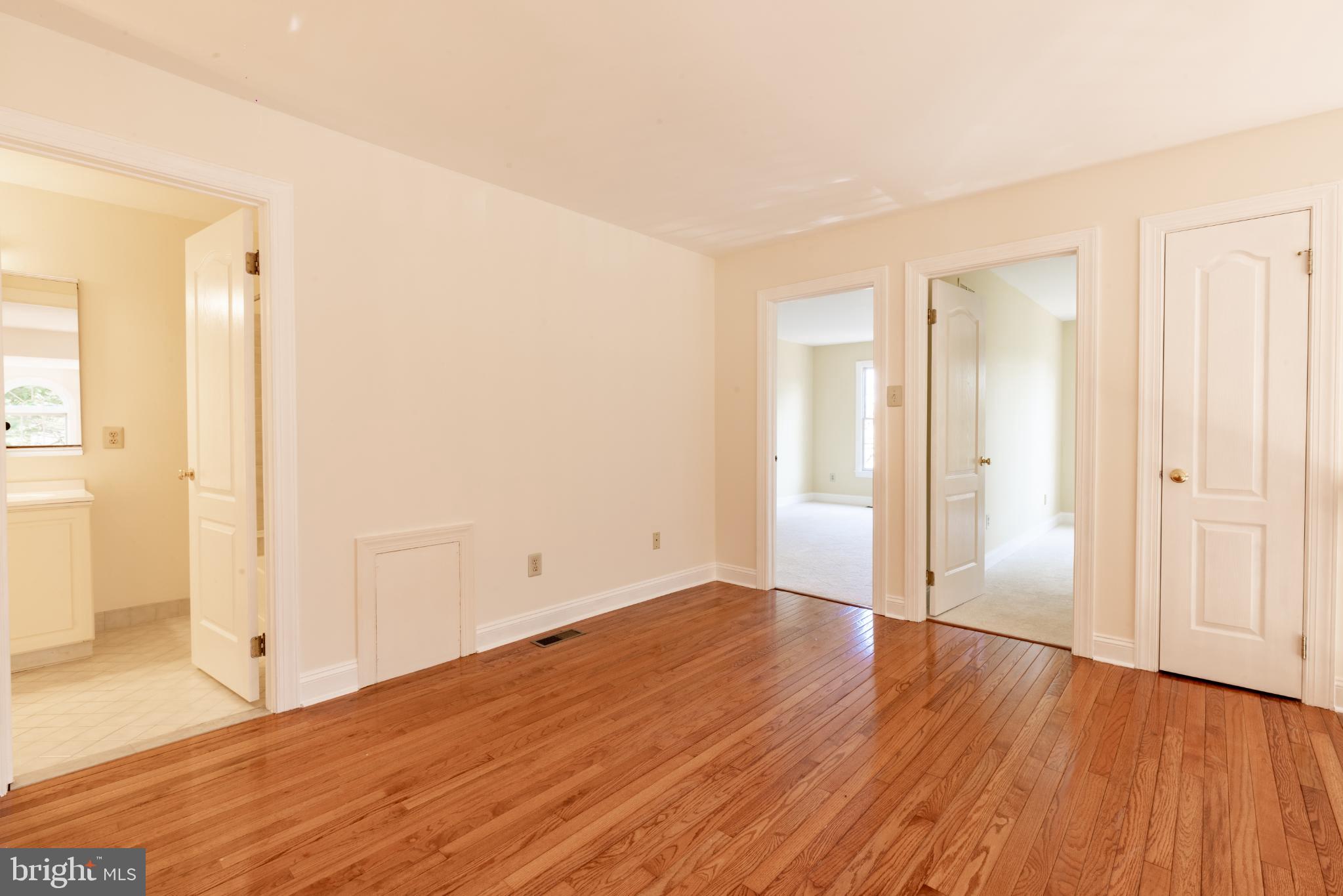 DAYLESFORD LAKE - Residential