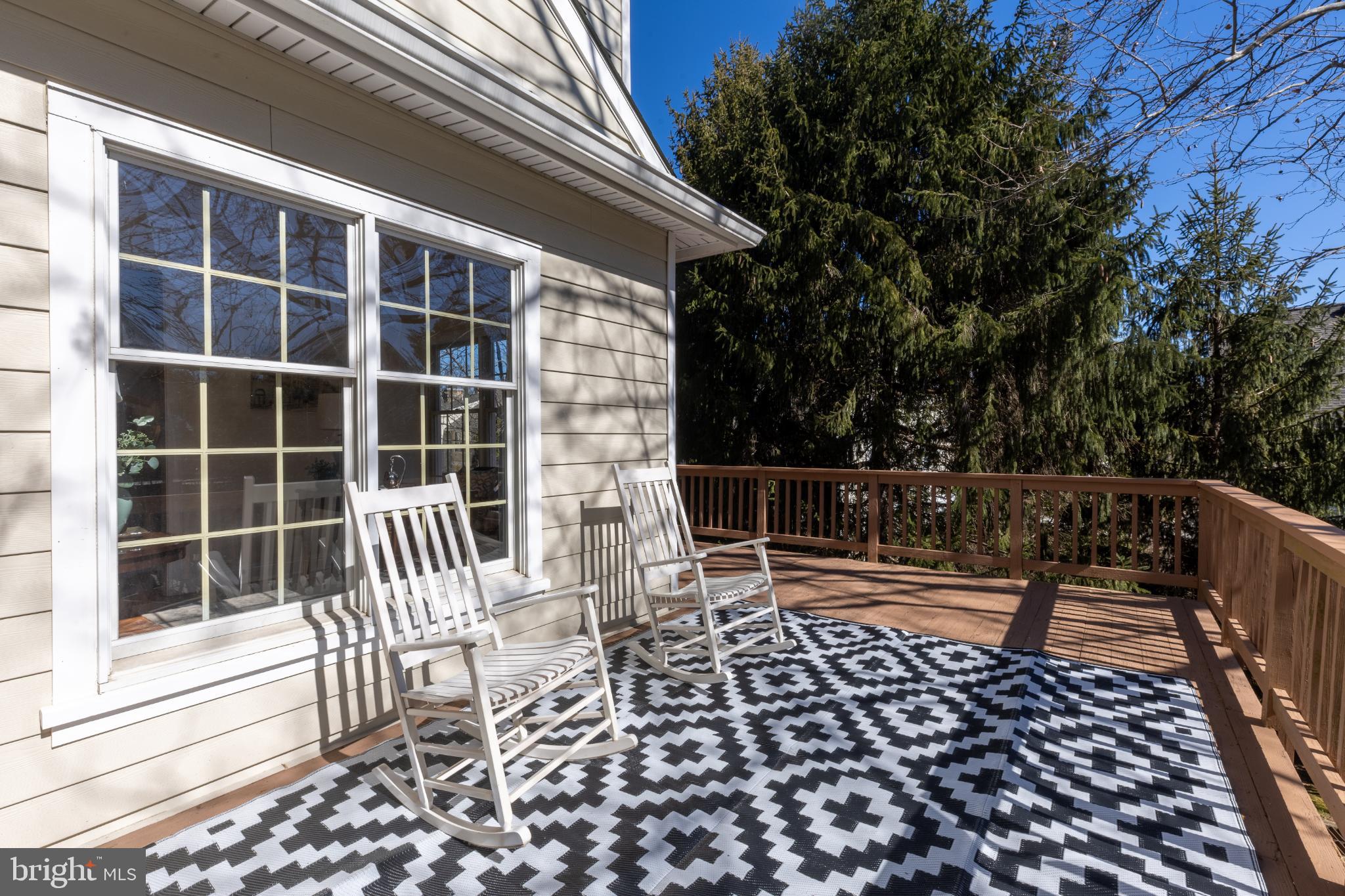 DAYLESFORD LAKE - Residential