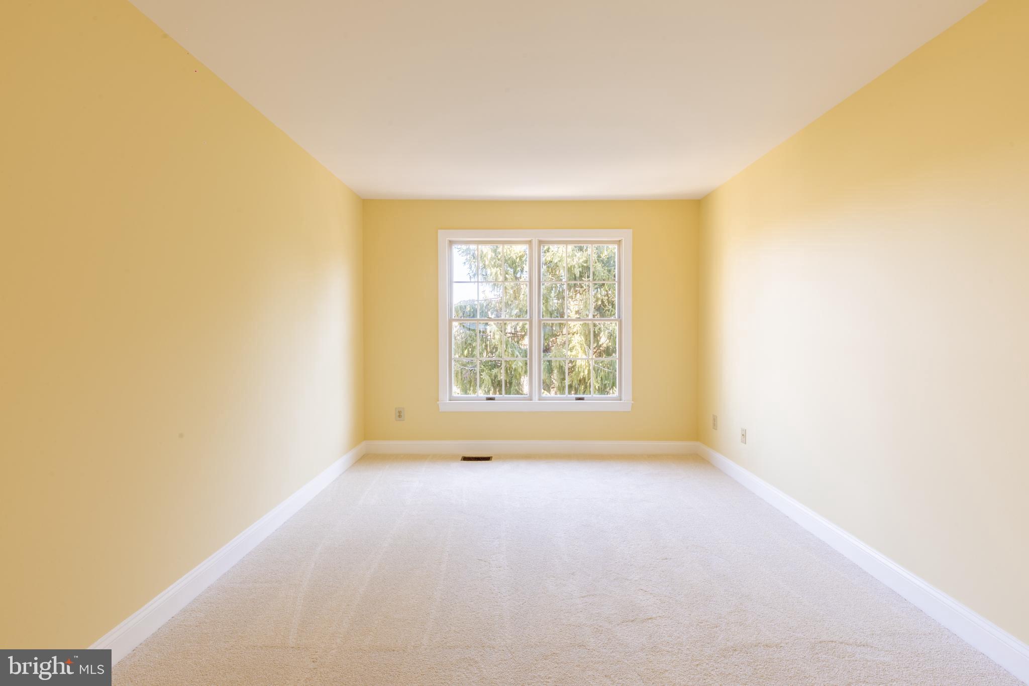 DAYLESFORD LAKE - Residential