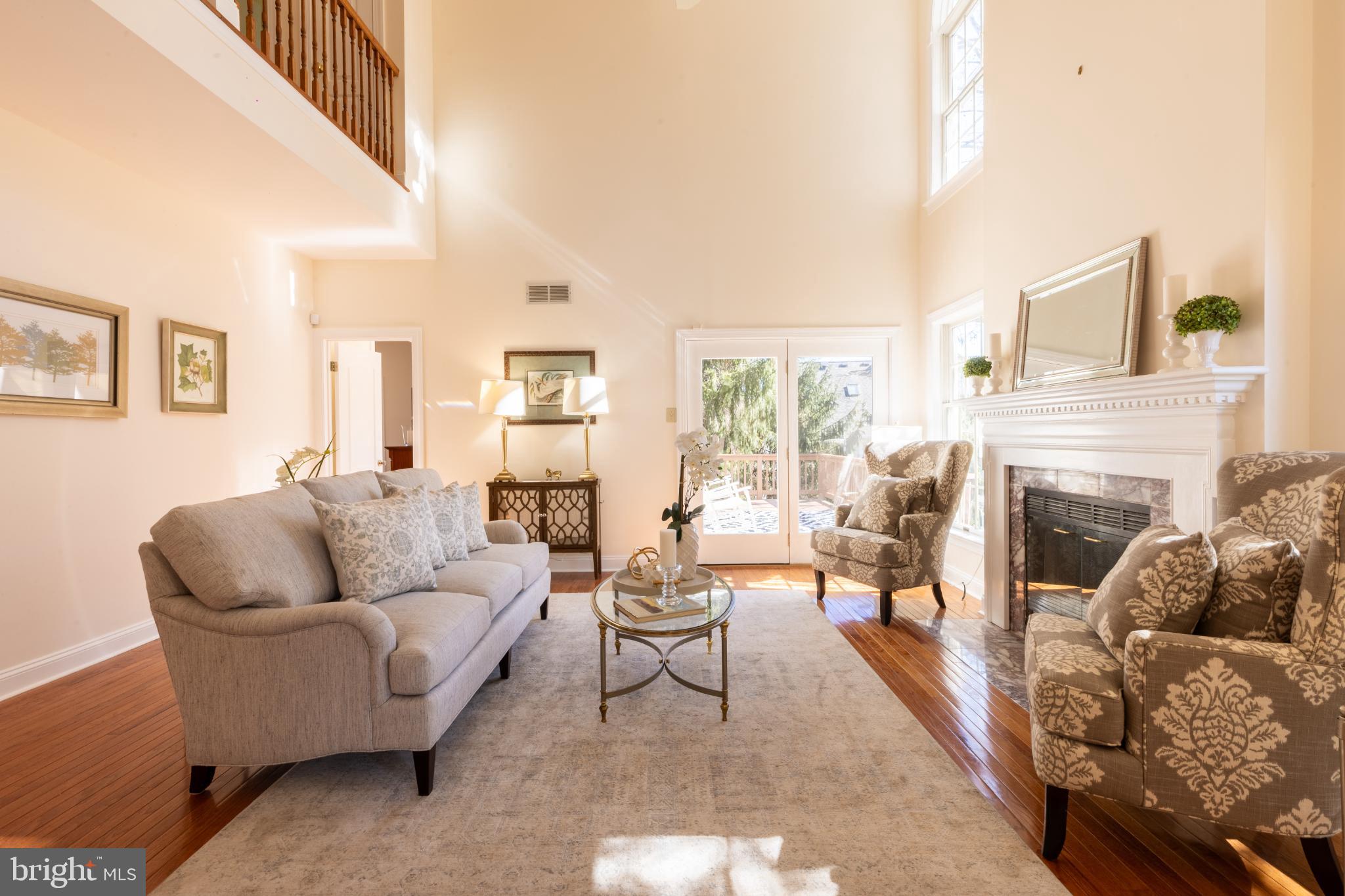 DAYLESFORD LAKE - Residential