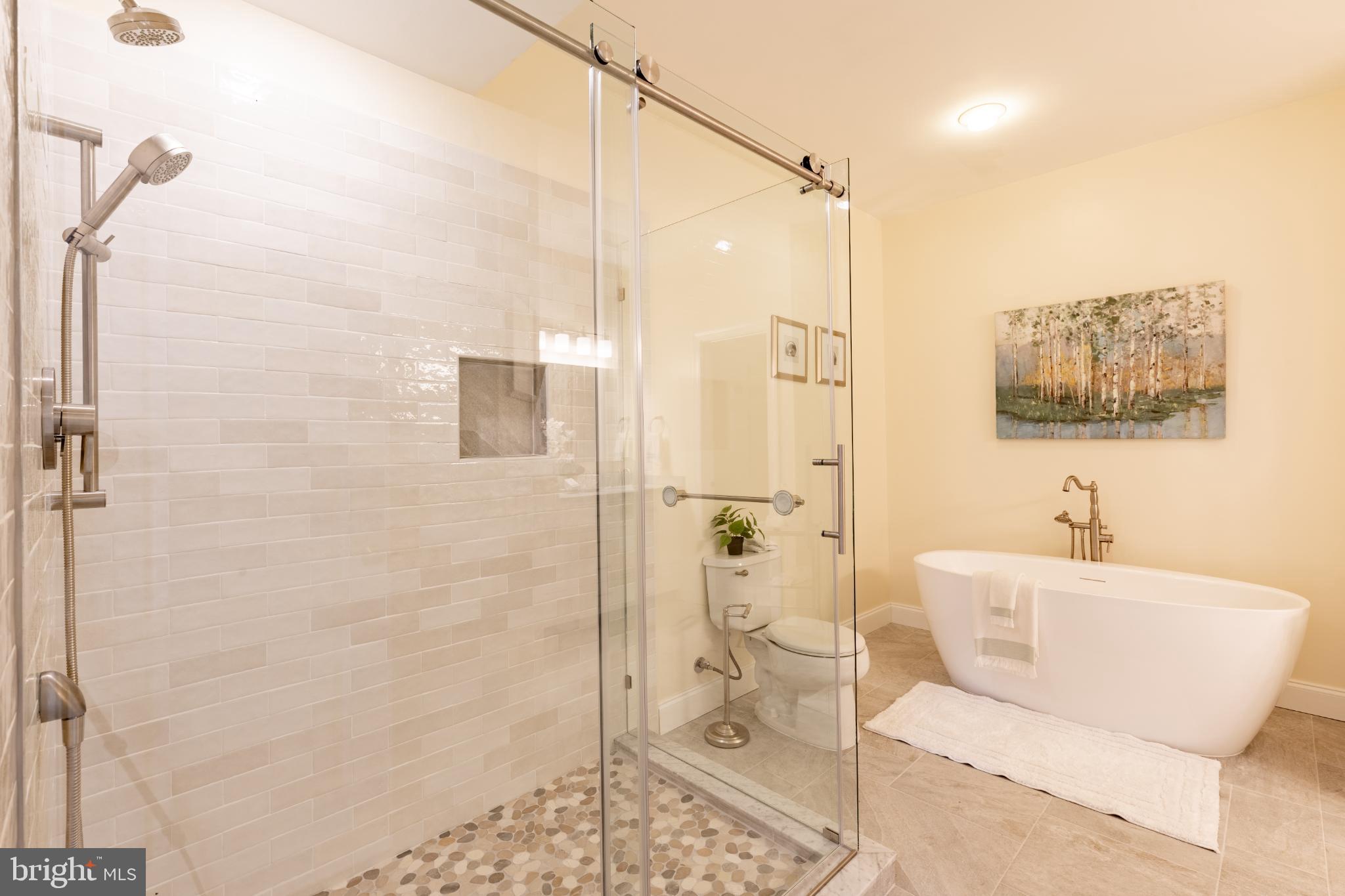 DAYLESFORD LAKE - Residential