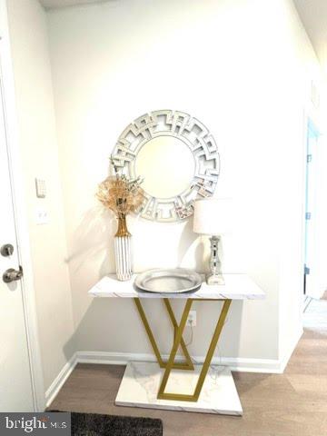 TOWNS AT MARKET COMMONS - Residential