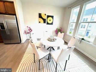 TOWNS AT MARKET COMMONS - Residential