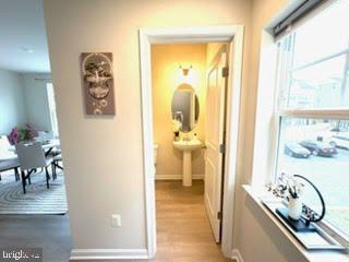 TOWNS AT MARKET COMMONS - Residential