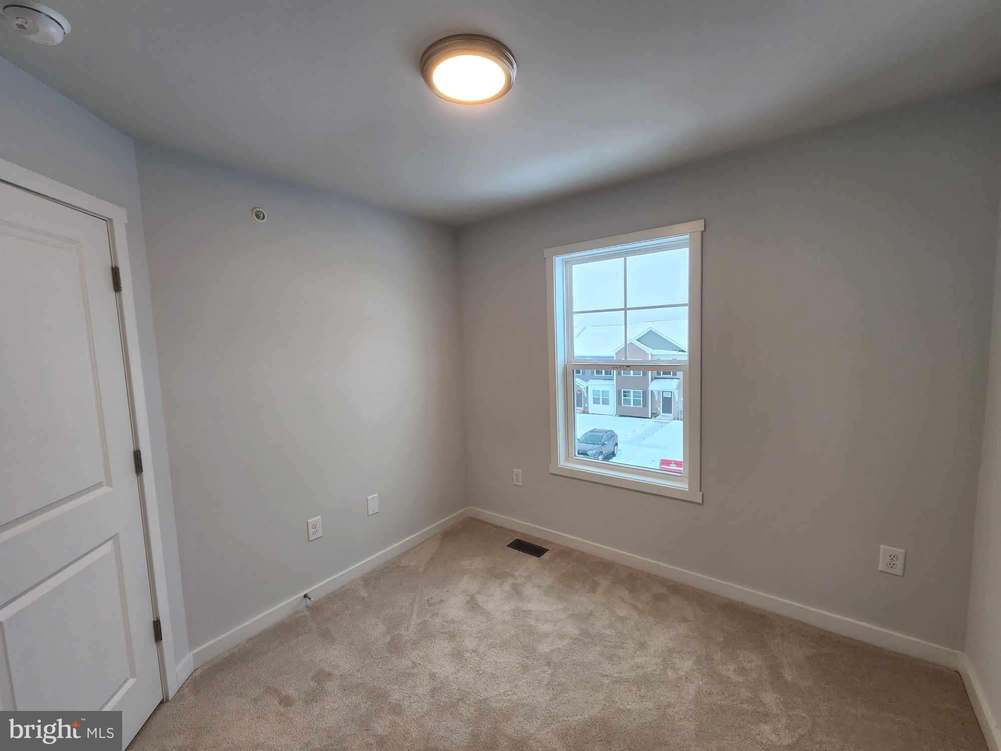 THE COMMUNITIES OF BURWELL - Residential Lease