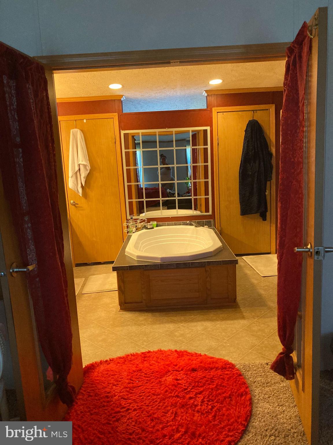 ROYAL CREST ESTATES - Residential