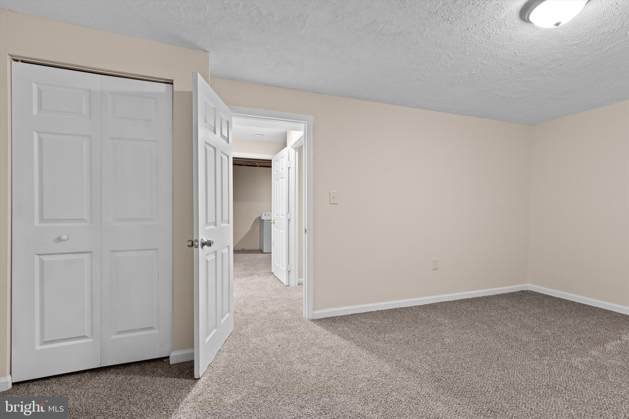 WESTHAMPTON TOWNHOUSES P - Residential